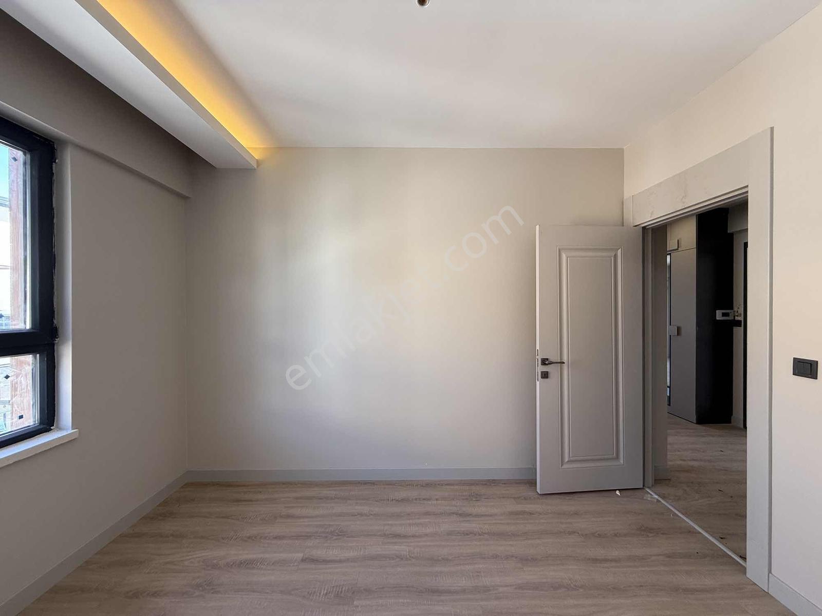 "alaçatı" İncekte Arakat Güney Cephe Lüks&şık Tasarım 2+1 Daire — fotoğraf 31