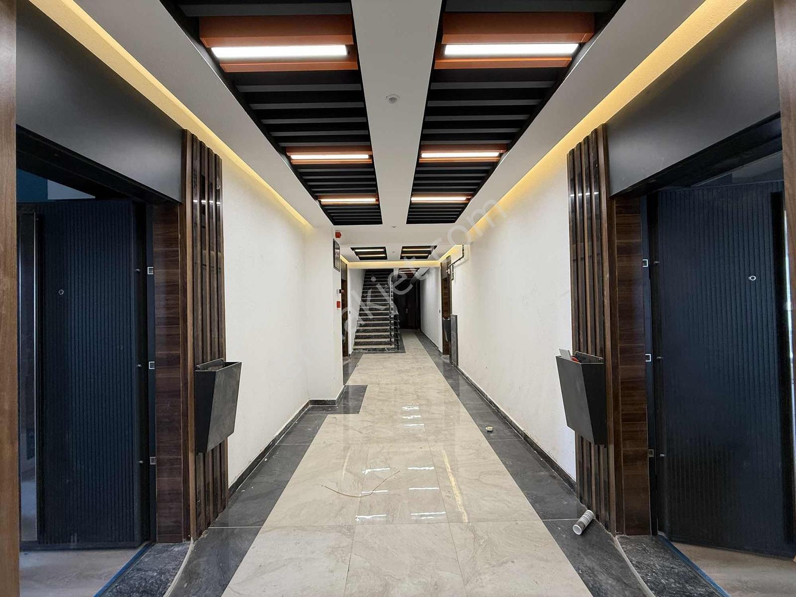 "alaçatı" İncekte Arakat Güney Cephe Lüks&şık Tasarım 2+1 Daire — fotoğraf 35