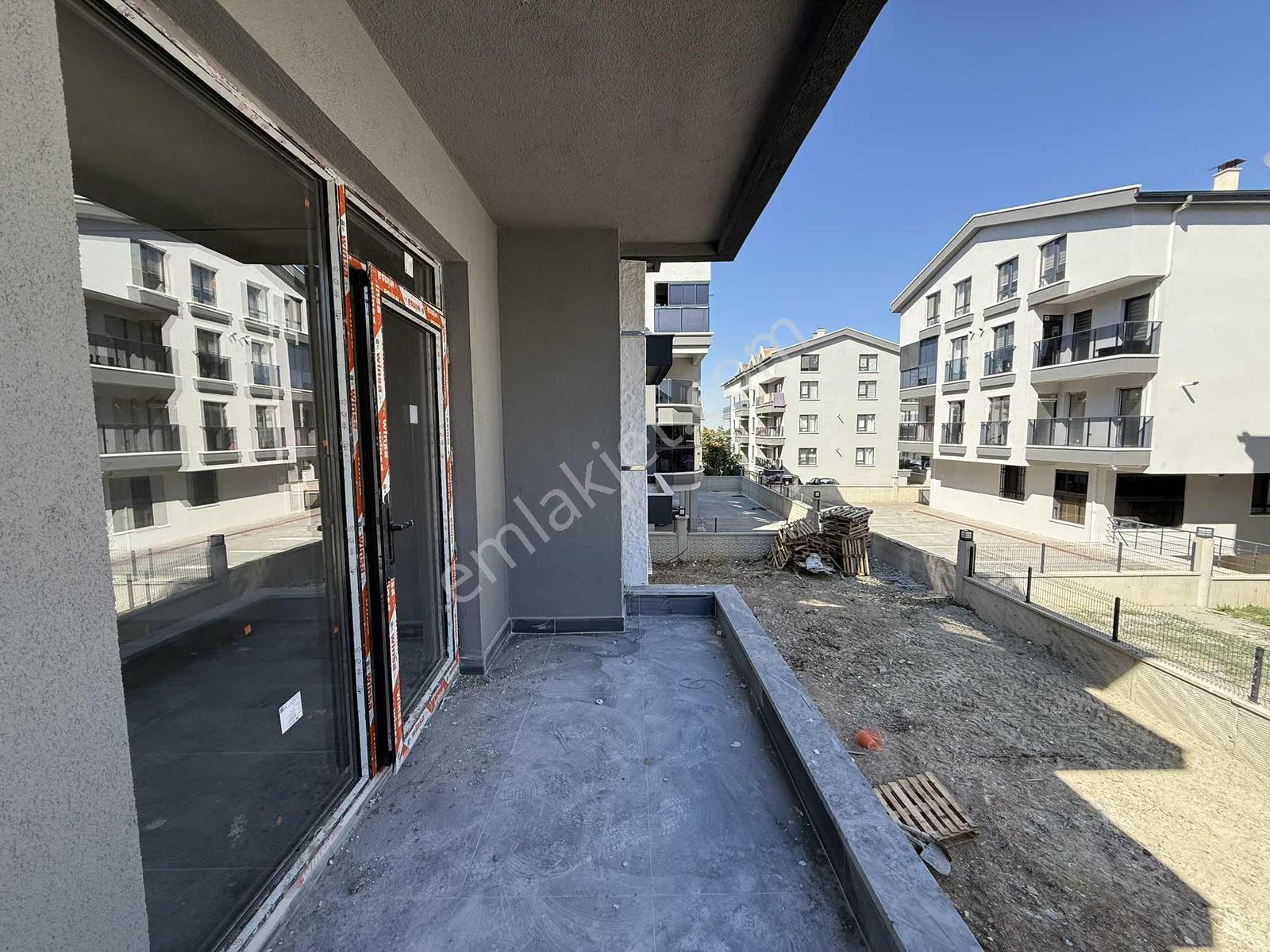 "alaçatı" İncekte Arakat Güney Cephe Lüks&şık Tasarım 2+1 Daire — fotoğraf 39