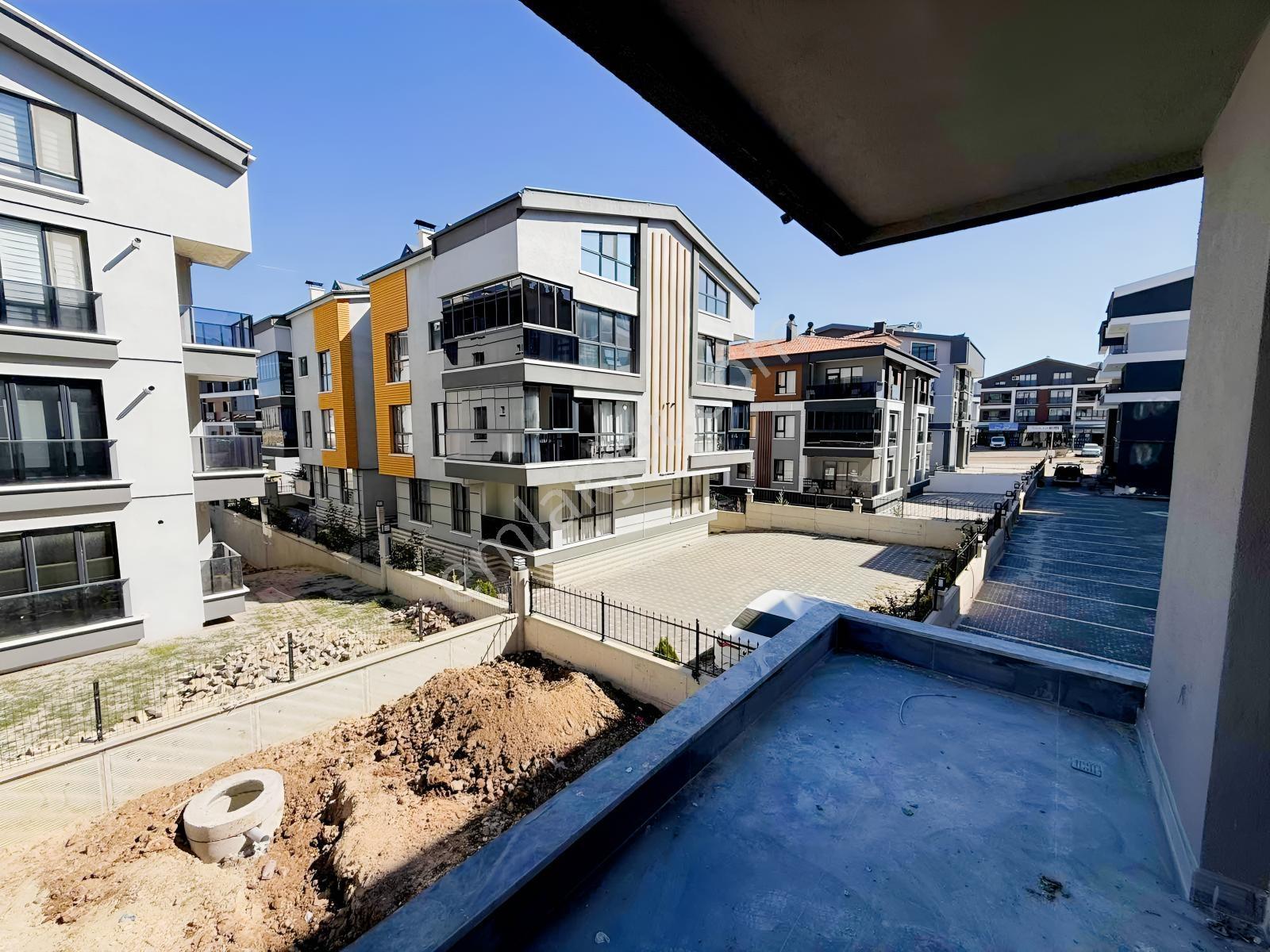 "alaçatı" İncekte Arakat Güney Cephe Lüks&şık Tasarım 2+1 Daire — fotoğraf 40