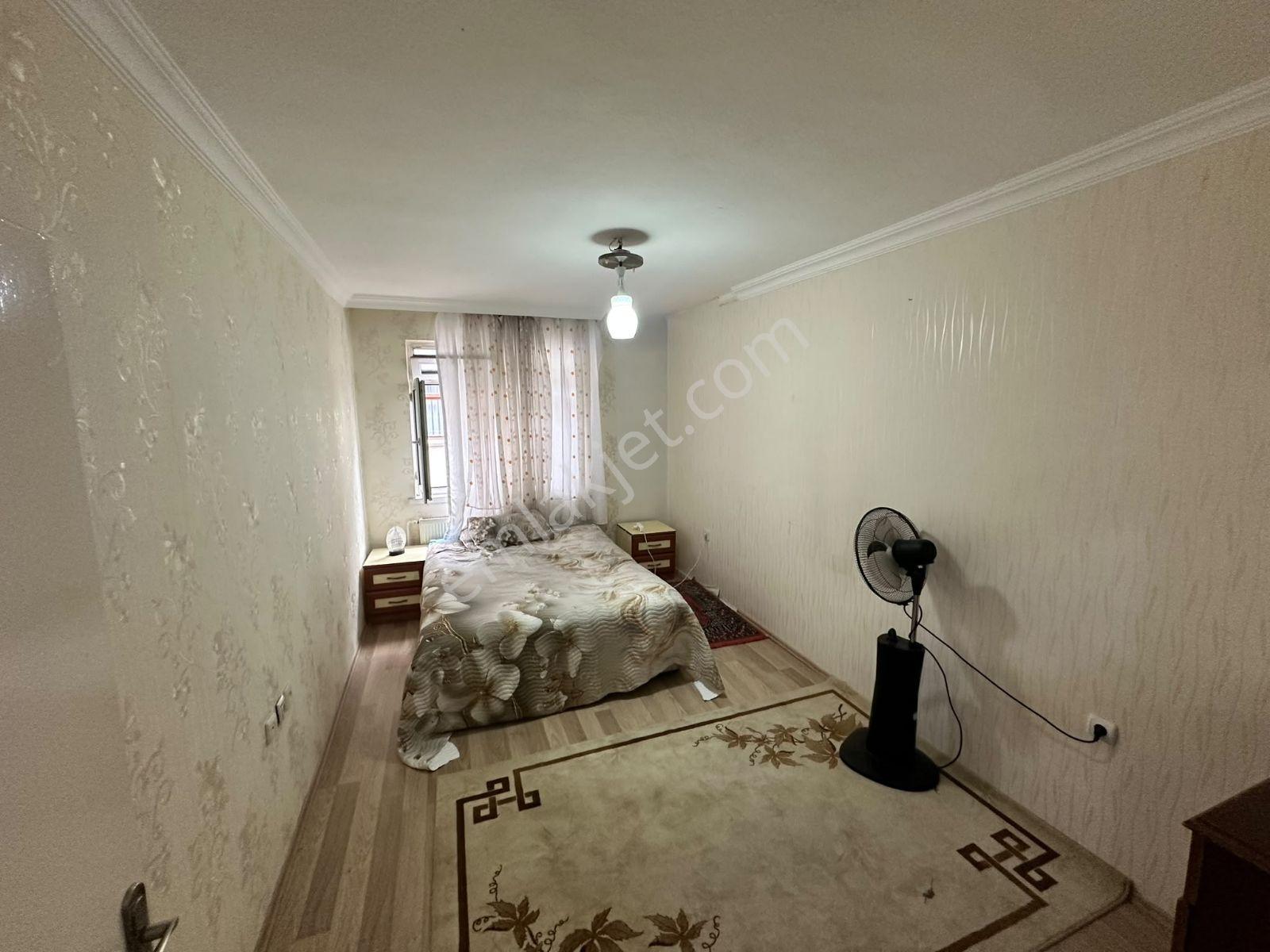 Gazino 3+1 Metro Yanı 135 M2 Bağımsız Cadde Üzerinde — fotoğraf 6