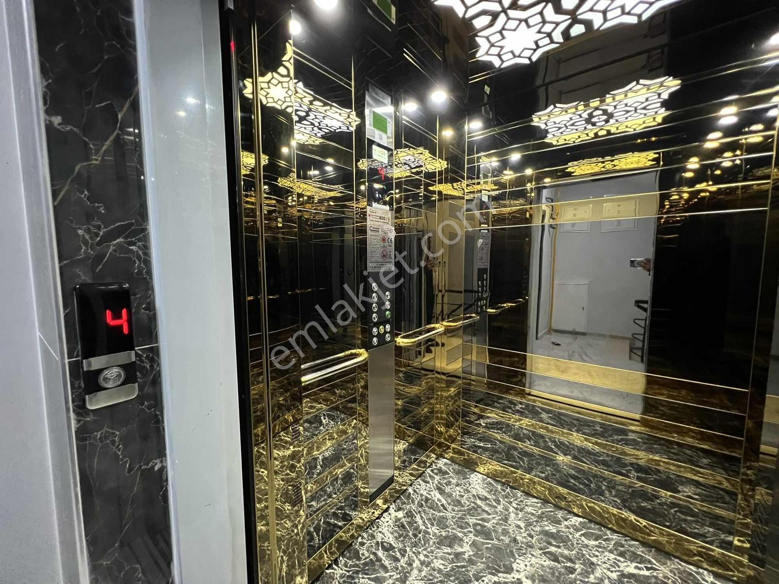 Mükemmel Konum'da Kaçırılmaz Fırsat Çok Geniş Lüks Satılık 1+1 — fotoğraf 23