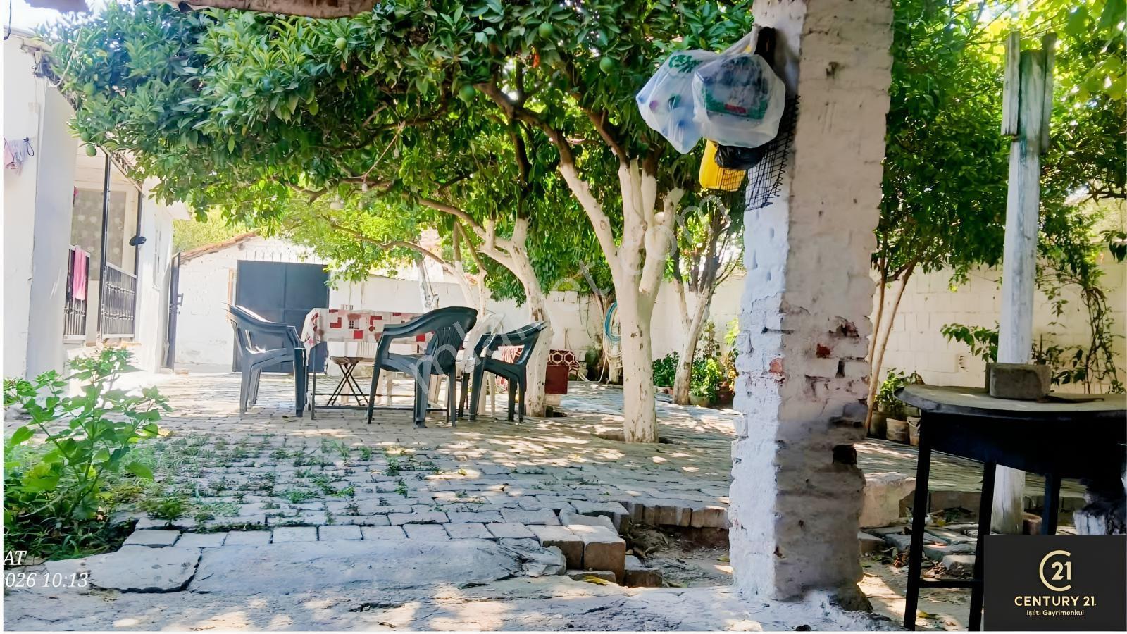 Kardeşköyde Müstakil Evli Arsa 330² — fotoğraf 3