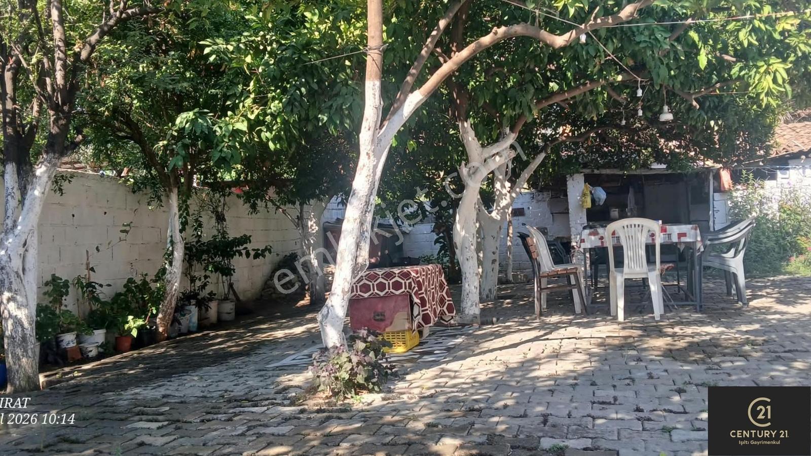 Kardeşköyde Müstakil Evli Arsa 330² — fotoğraf 4