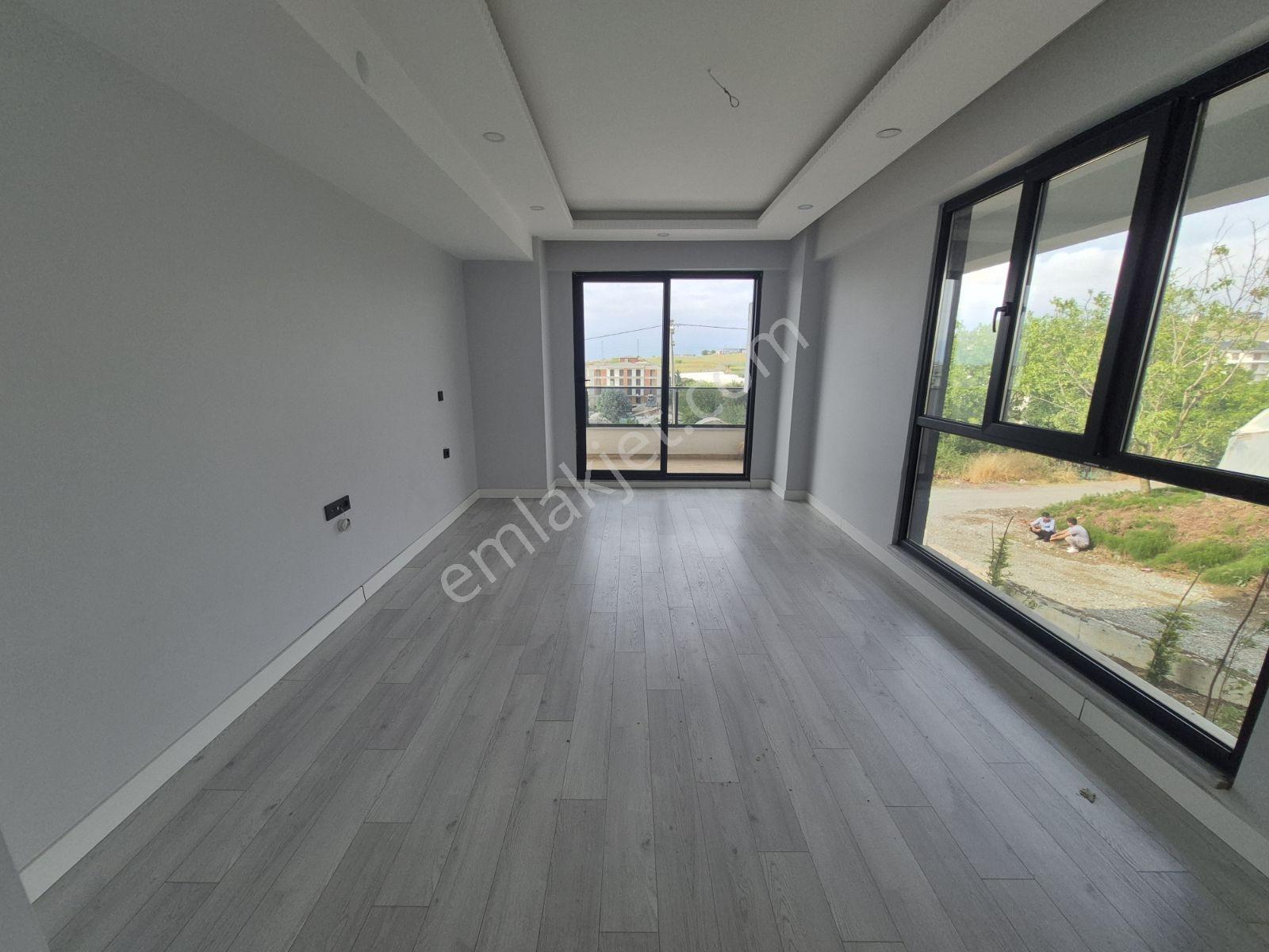 Kelebek Çayırında Satılık 3+1 Ferah Daire — fotoğraf 13