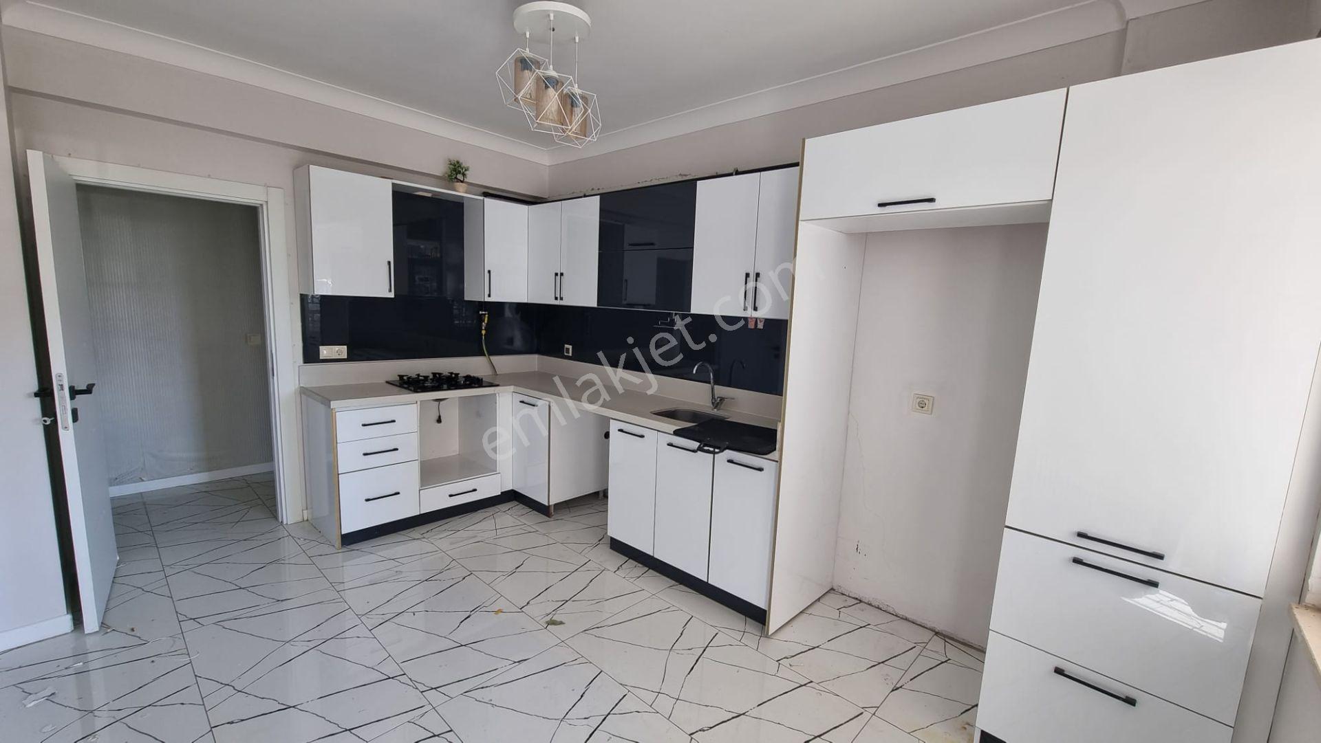 Akev Gayrimenkul'den Mehmetçik Gökkuşağı Sitesi Giriş Kat Daire — fotoğraf 6