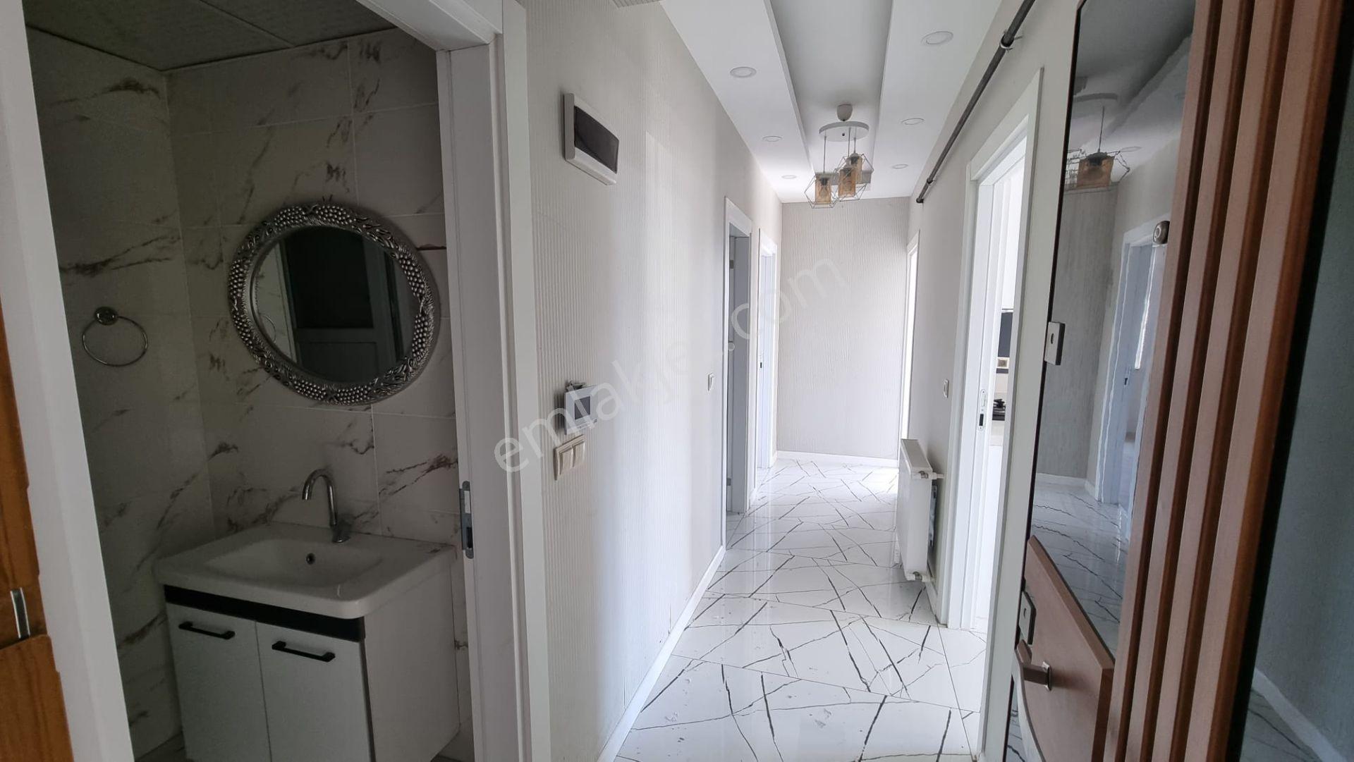 Akev Gayrimenkul'den Mehmetçik Gökkuşağı Sitesi Giriş Kat Daire — fotoğraf 8