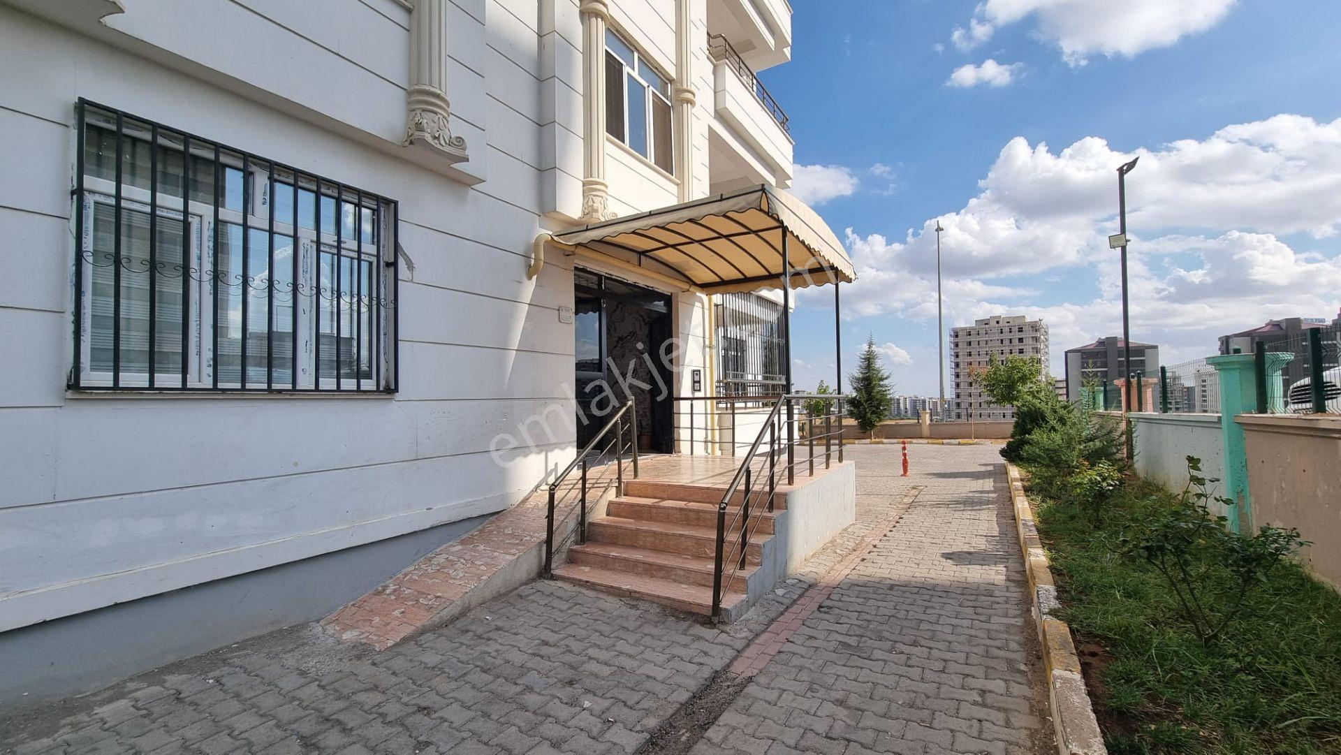 Akev Gayrimenkul'den Mehmetçik Gökkuşağı Sitesi Giriş Kat Daire — fotoğraf 13