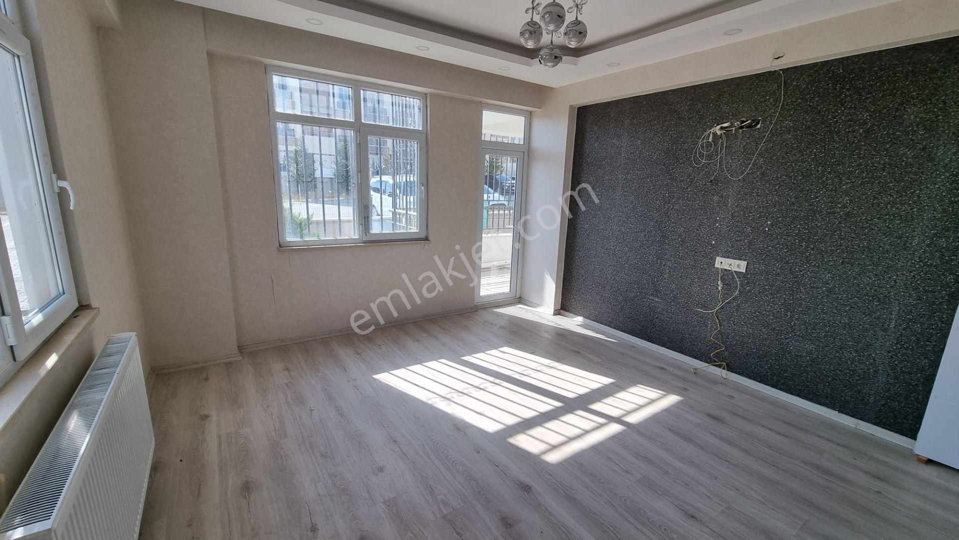 Akev Gayrimenkul'den Mehmetçik Gökkuşağı Sitesi Giriş Kat Daire — fotoğraf 14