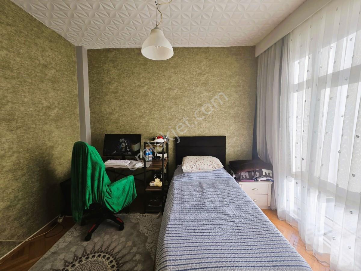 Fatihte Satılık Her Katında Ayrı Bir Yaşam! 3+2 Dubleks Daire ! — fotoğraf 15
