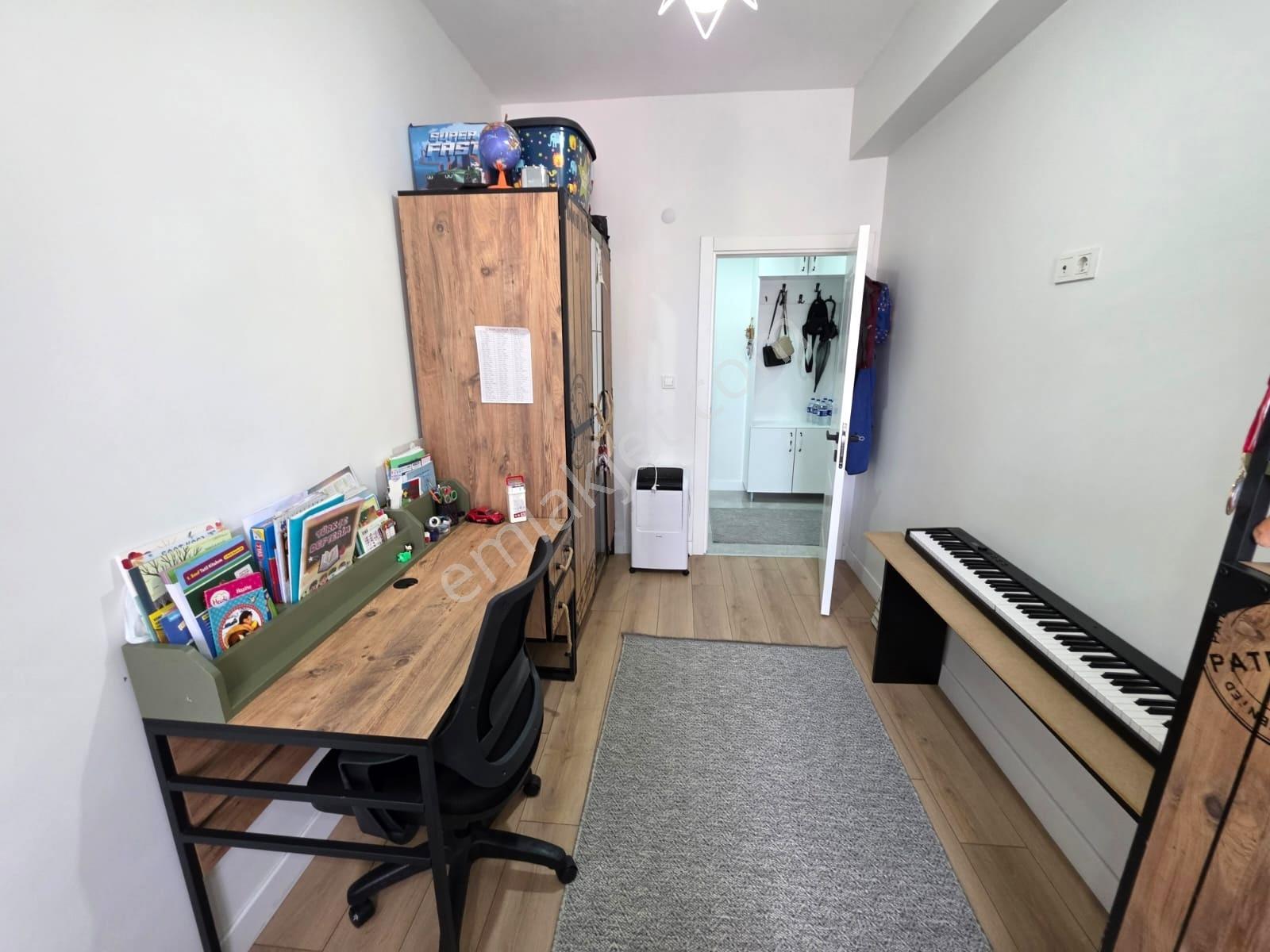 Tuzla Marinaya Yakın Ayışığı Sitesinde Satılık 3+1 Fırsat Daire — fotoğraf 26