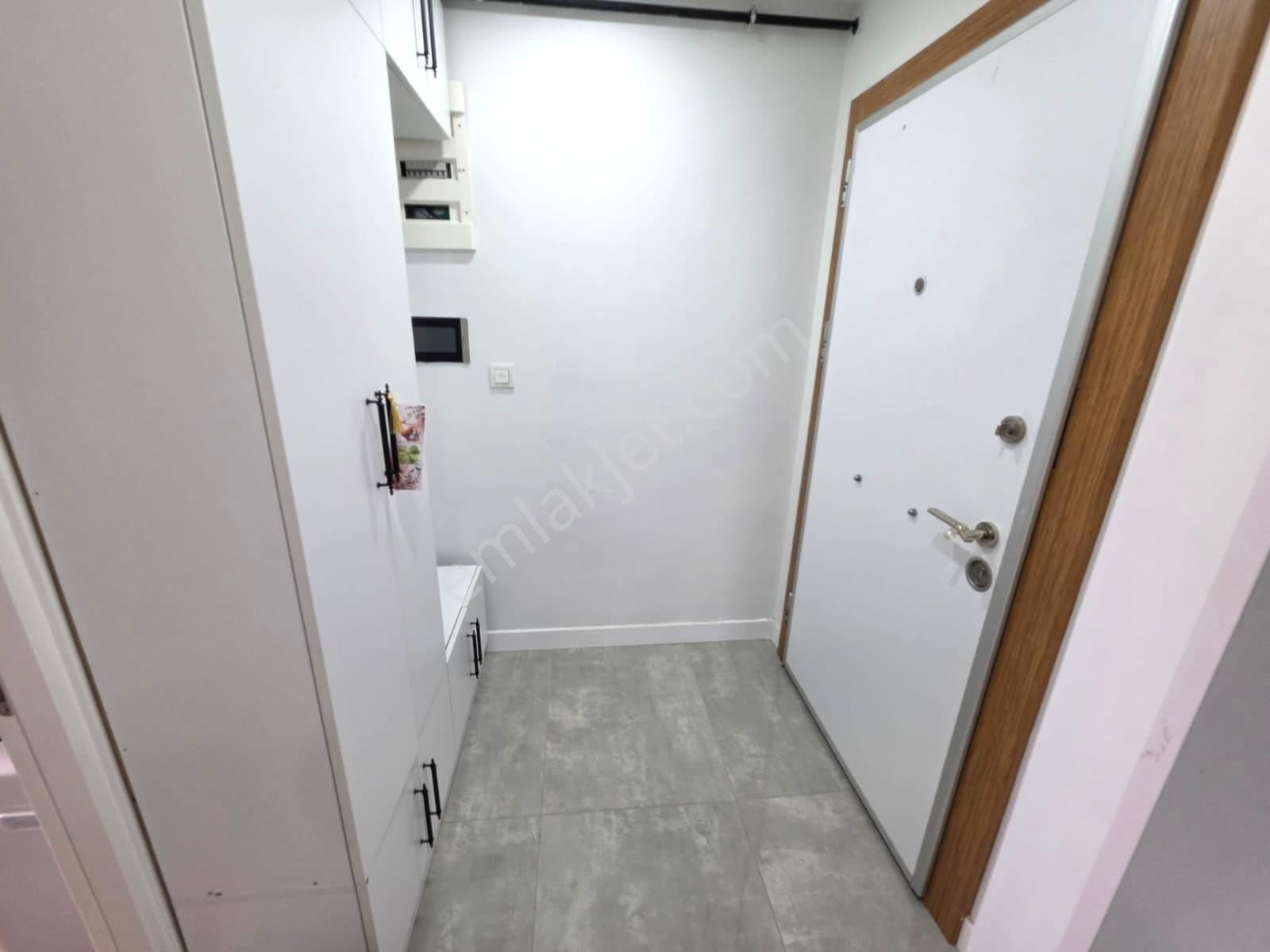 Tuzla Marinaya Yakın Ayışığı Sitesinde Satılık 3+1 Fırsat Daire — fotoğraf 31