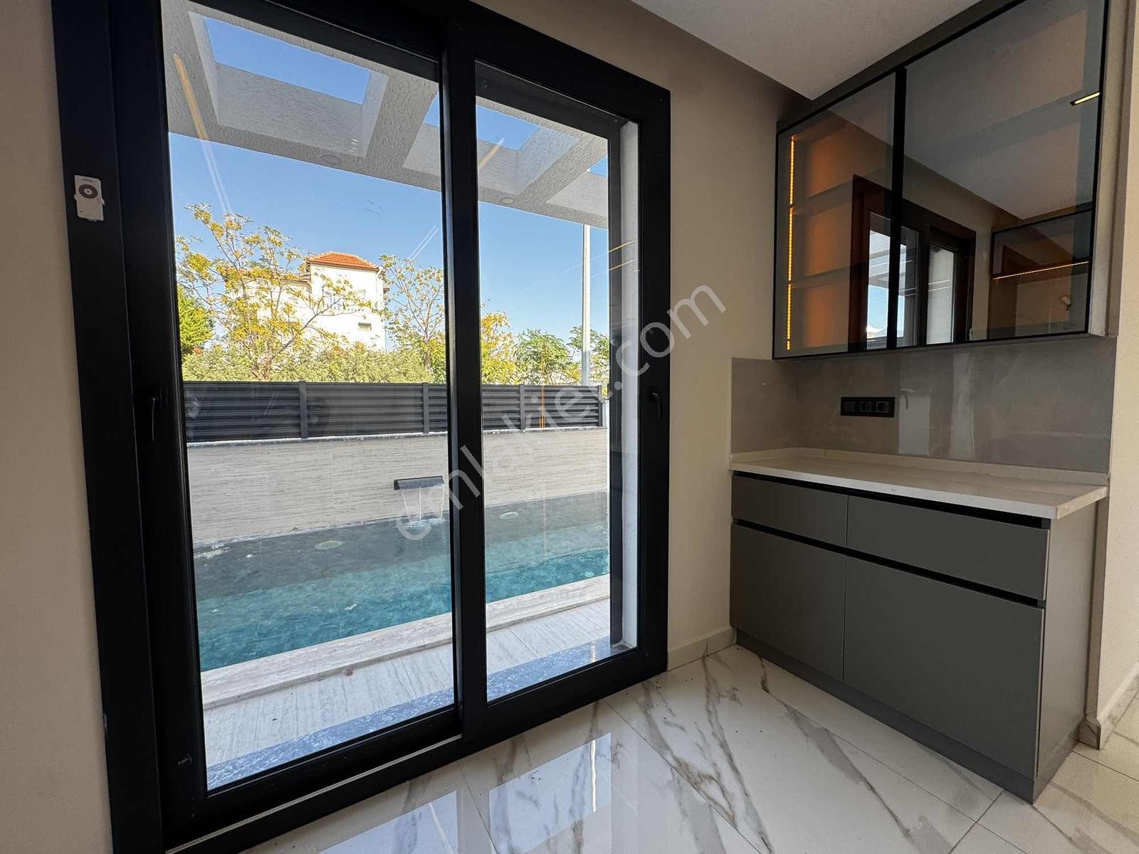 Didim Efeler Merkezde Özel Ultra Lüks Havuzlu Villa — fotoğraf 22