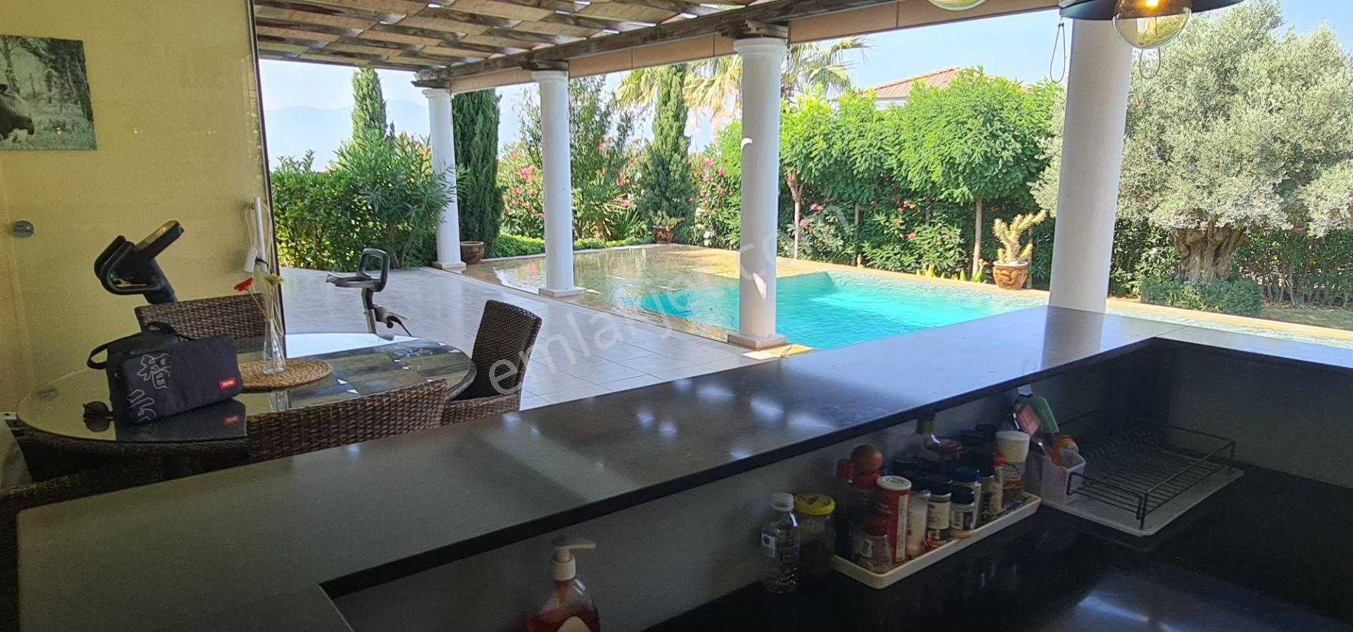 Kuşadası Satılık Yaylaköyde Tek Müstakil Villal — fotoğraf 2