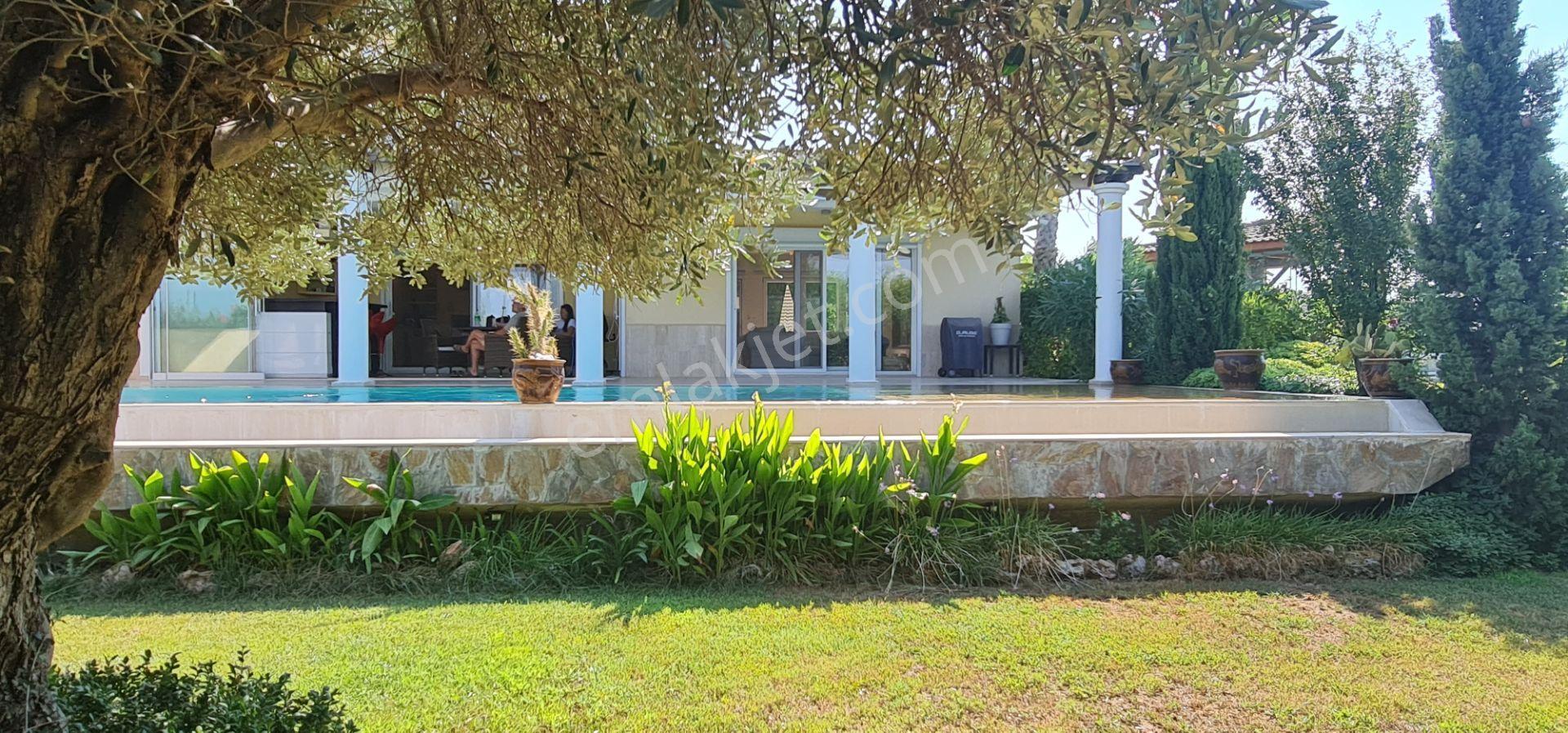 Kuşadası Satılık Yaylaköyde Tek Müstakil Villal — fotoğraf 4