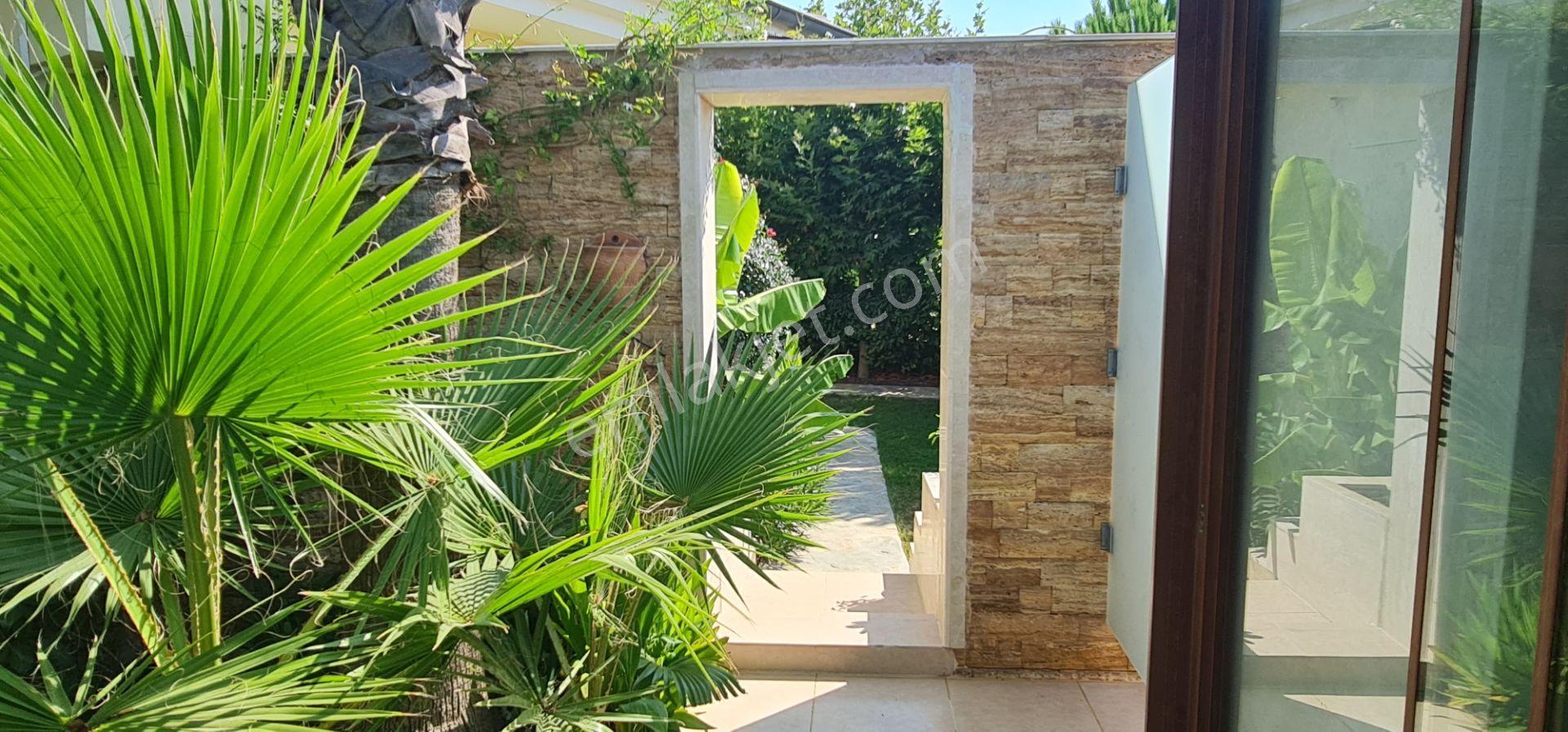 Kuşadası Satılık Yaylaköyde Tek Müstakil Villal — fotoğraf 9