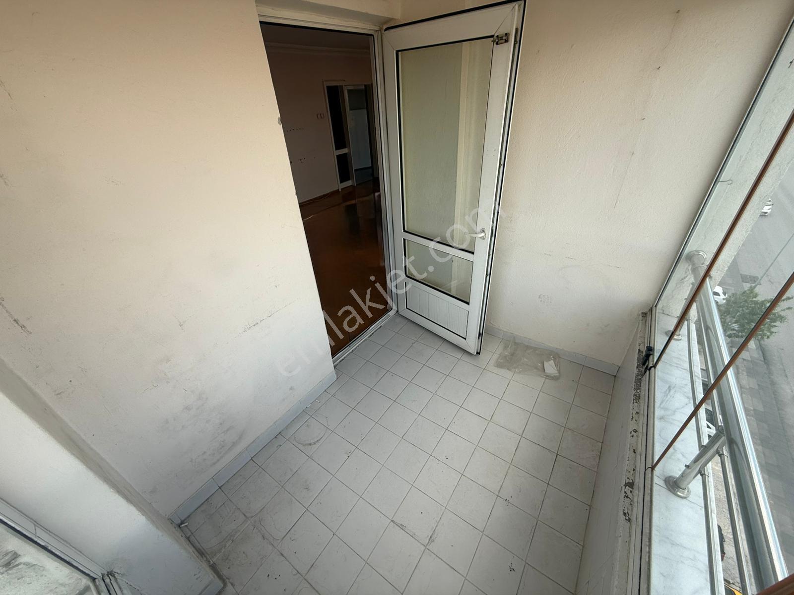 Etlik Cad. Üzeri 3+1 Asansörlü Bağımsız Ank. Manzaralı 130m2 — fotoğraf 10