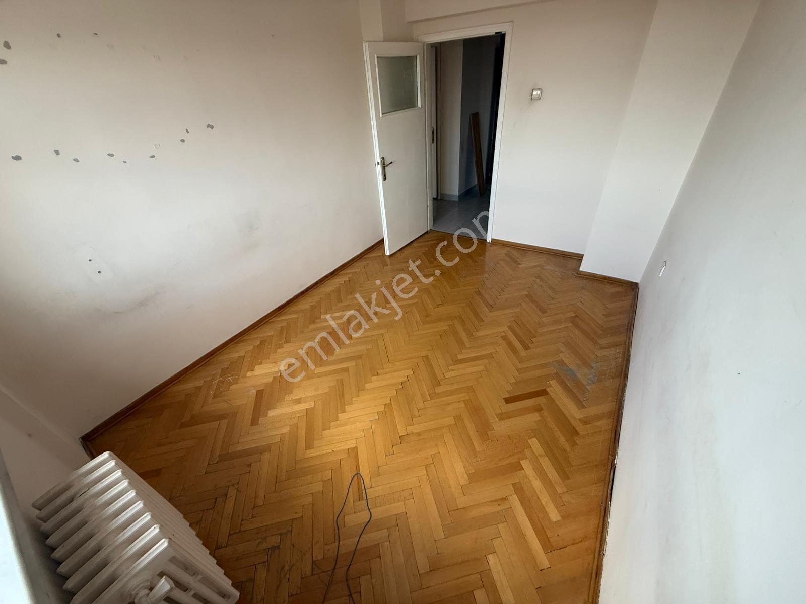 Etlik Cad. Üzeri 3+1 Asansörlü Bağımsız Ank. Manzaralı 130m2 — fotoğraf 23