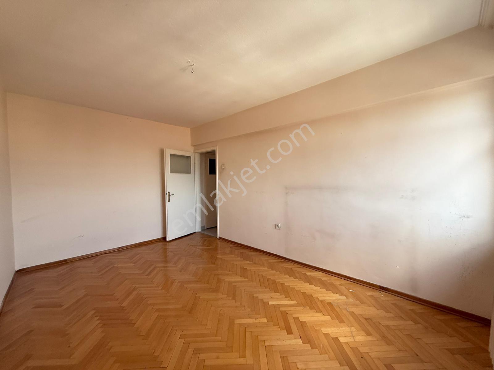 Etlik Cad. Üzeri 3+1 Asansörlü Bağımsız Ank. Manzaralı 130m2 — fotoğraf 36