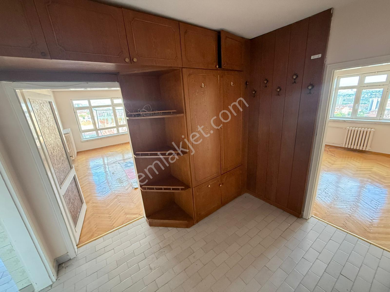Etlik Cad. Üzeri 3+1 Asansörlü Bağımsız Ank. Manzaralı 130m2 — fotoğraf 38