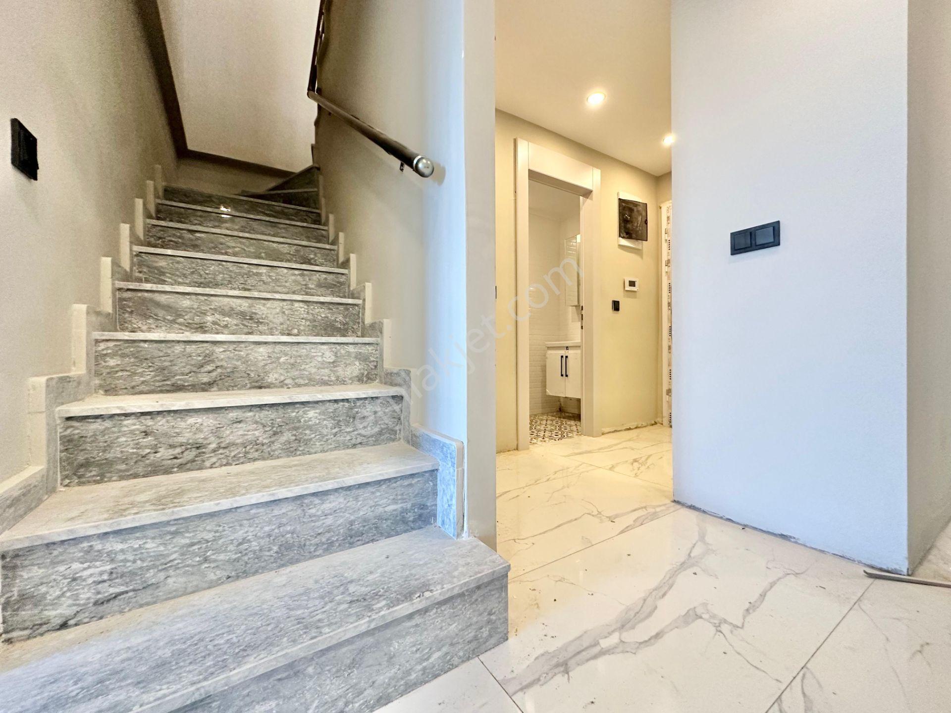 ꧁ay Emlaktan꧂akçay Da Yüksek Kredili Kapalı Otoparklı Satılık 2+1 Dubleks Daire — fotoğraf 13