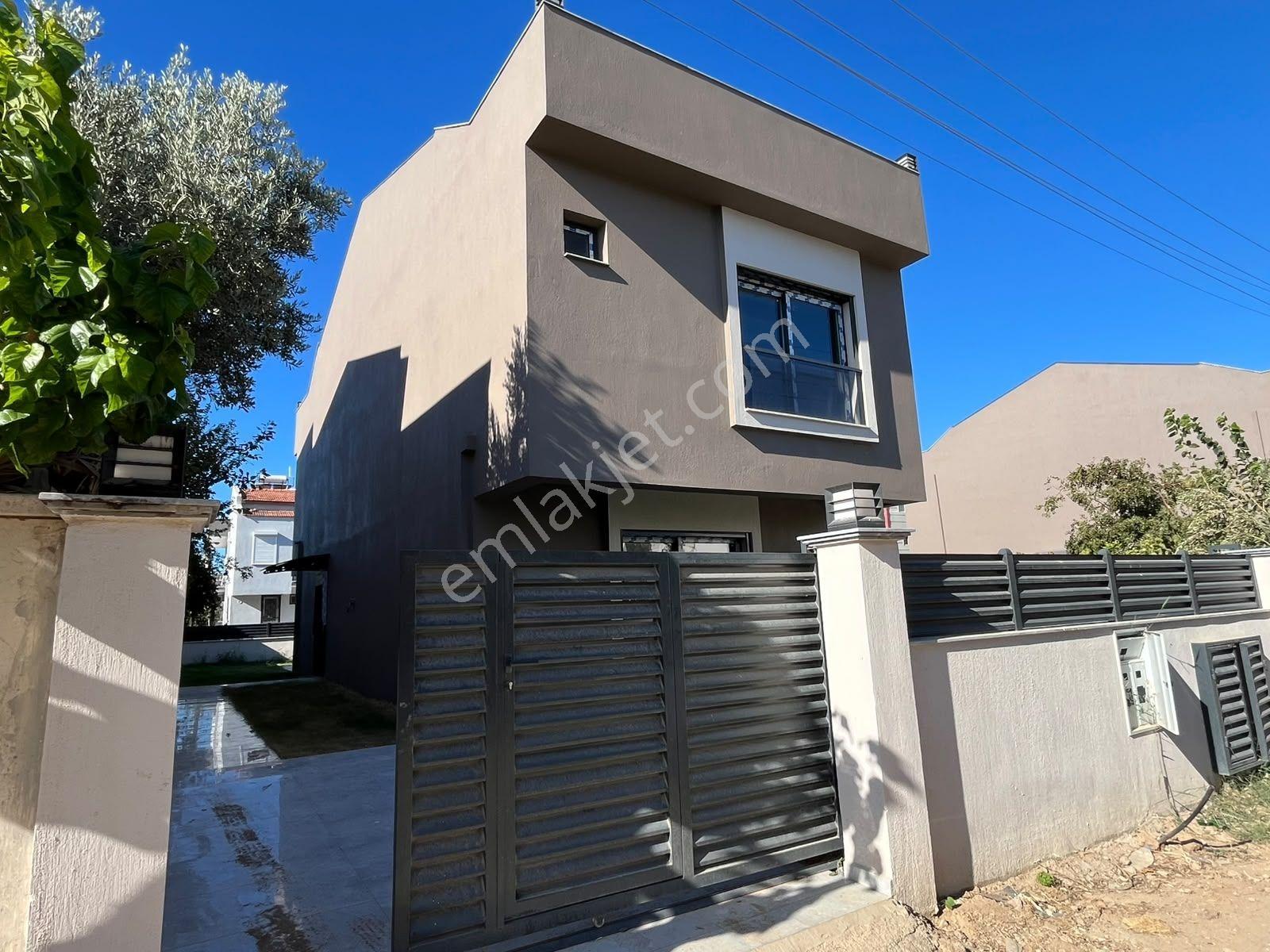 Gümüldür'de Denize 400mt Mesafe'de 3+1 Villa !!! — fotoğraf 3