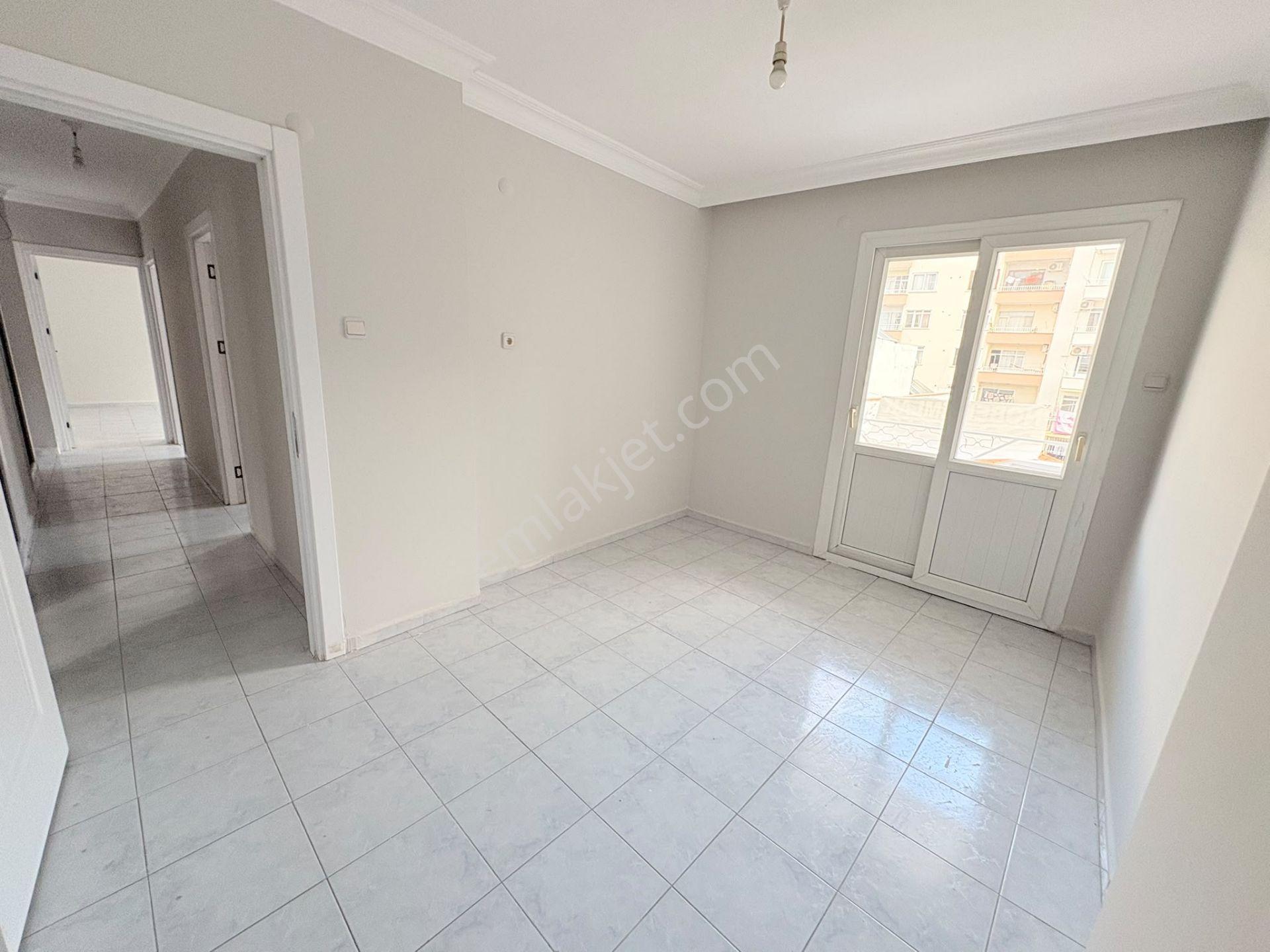 Prestij'den Yeni Mah'de Geniş Oturumlu Temiz 3+1 Daire — fotoğraf 18