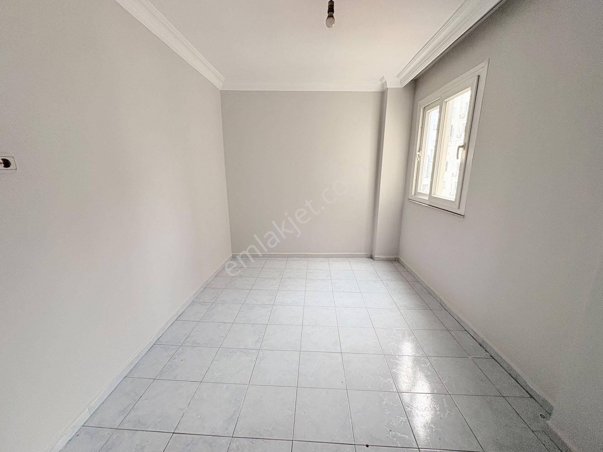 Prestij'den Yeni Mah'de Geniş Oturumlu Temiz 3+1 Daire — fotoğraf 19