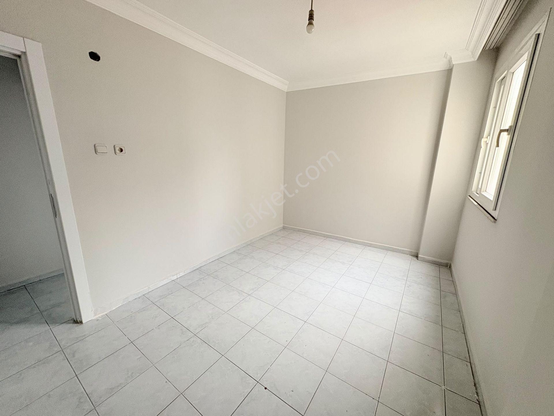 Prestij'den Yeni Mah'de Geniş Oturumlu Temiz 3+1 Daire — fotoğraf 20