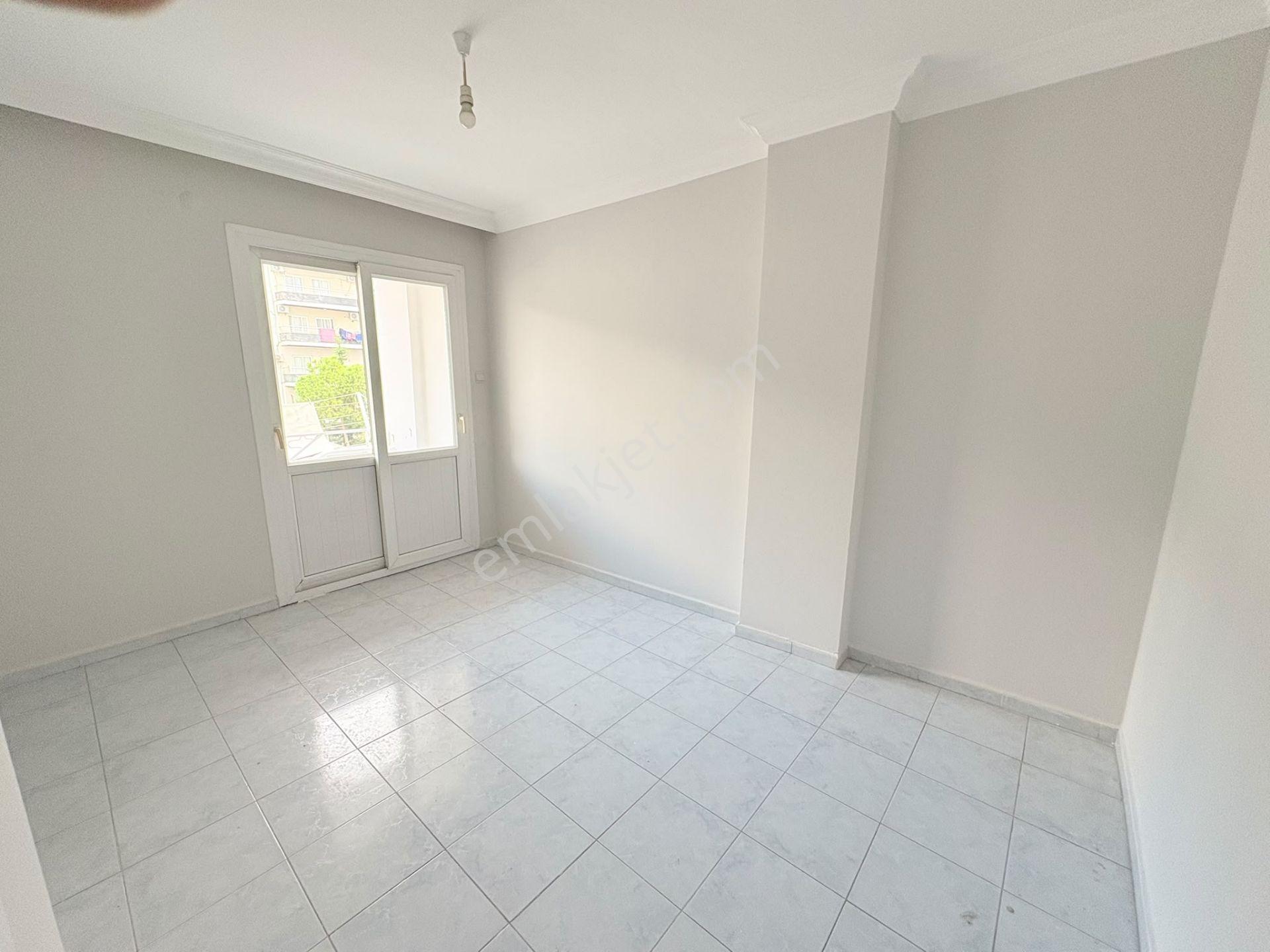 Prestij'den Yeni Mah'de Geniş Oturumlu Temiz 3+1 Daire — fotoğraf 21