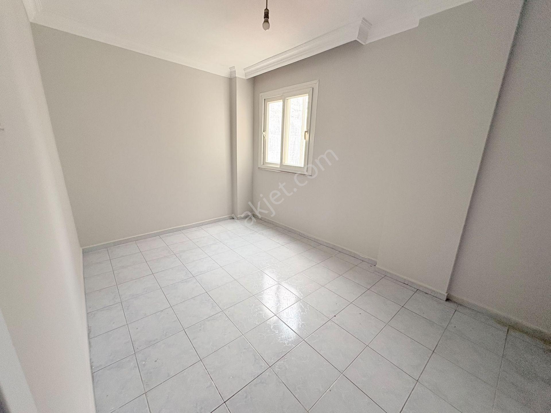 Prestij'den Yeni Mah'de Geniş Oturumlu Temiz 3+1 Daire — fotoğraf 24