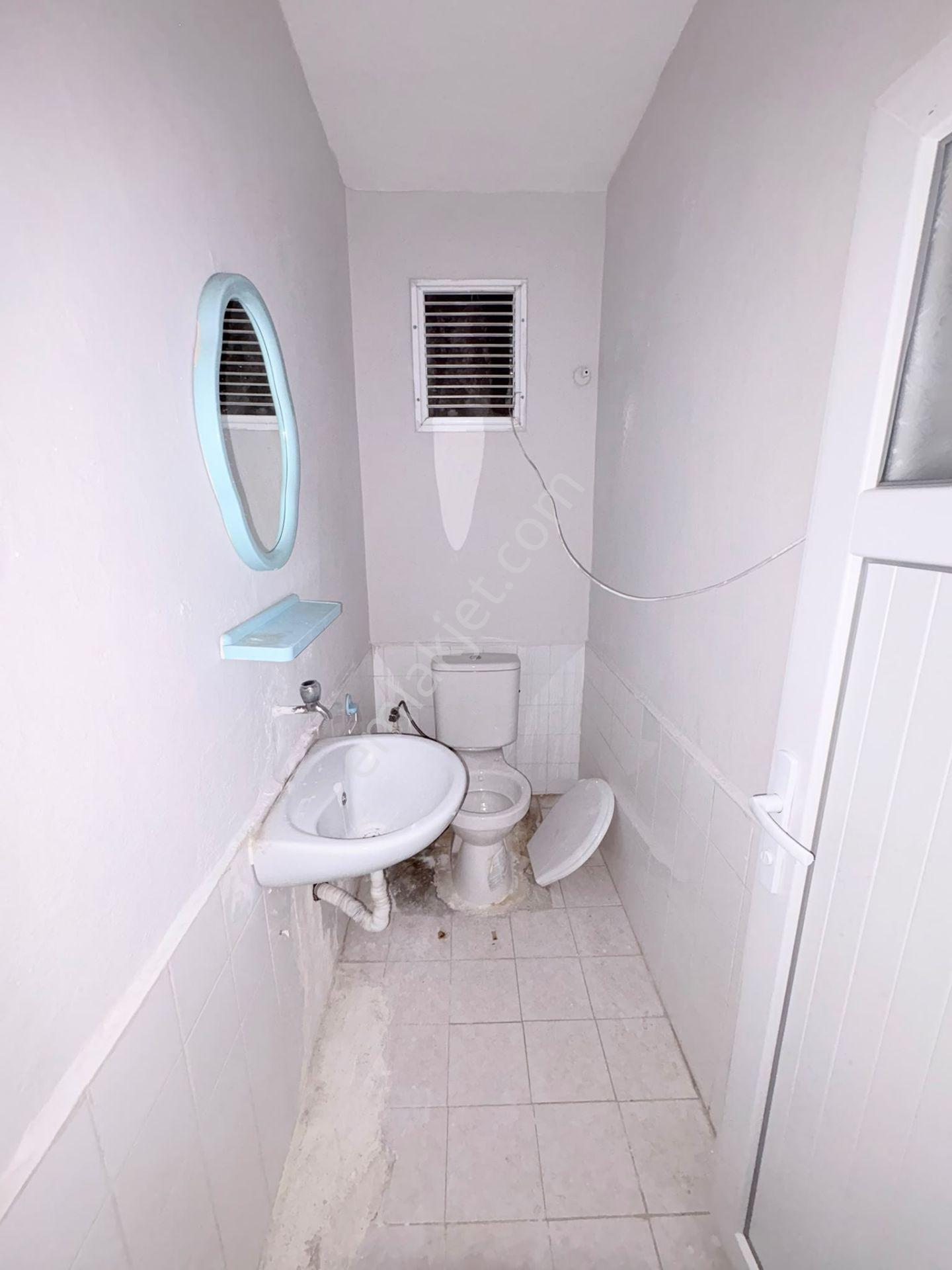 Prestij'den Yeni Mah'de Geniş Oturumlu Temiz 3+1 Daire — fotoğraf 27