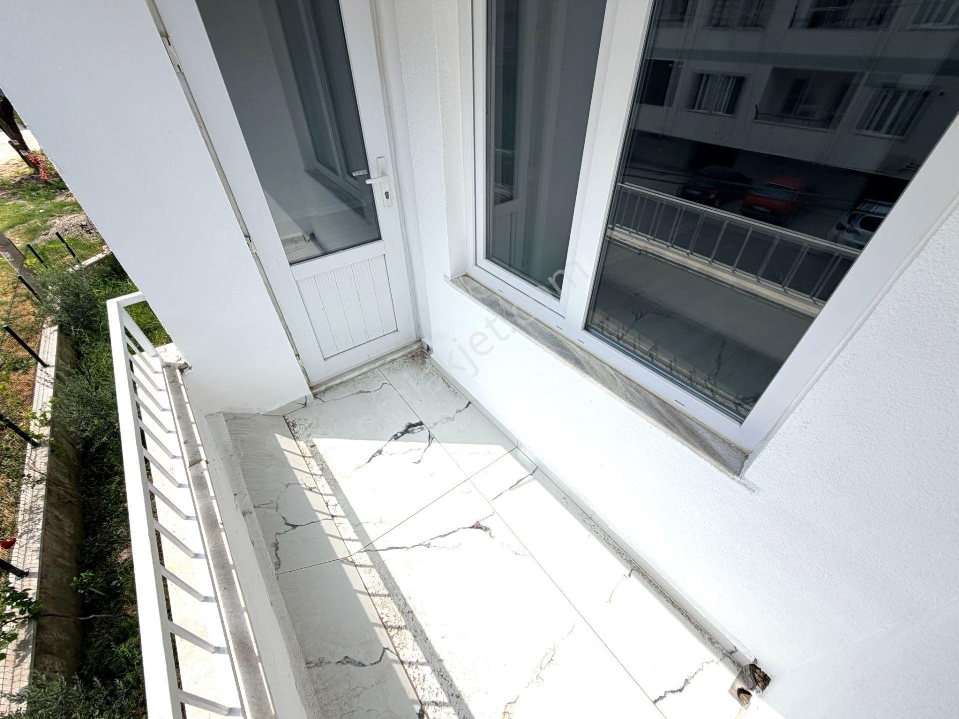 𝄞melodi'den Fırsat Dolu İlan Ayrı Mutfak Ön Cephe Arakat Denize 200mt 2+1 Daire — fotoğraf 16