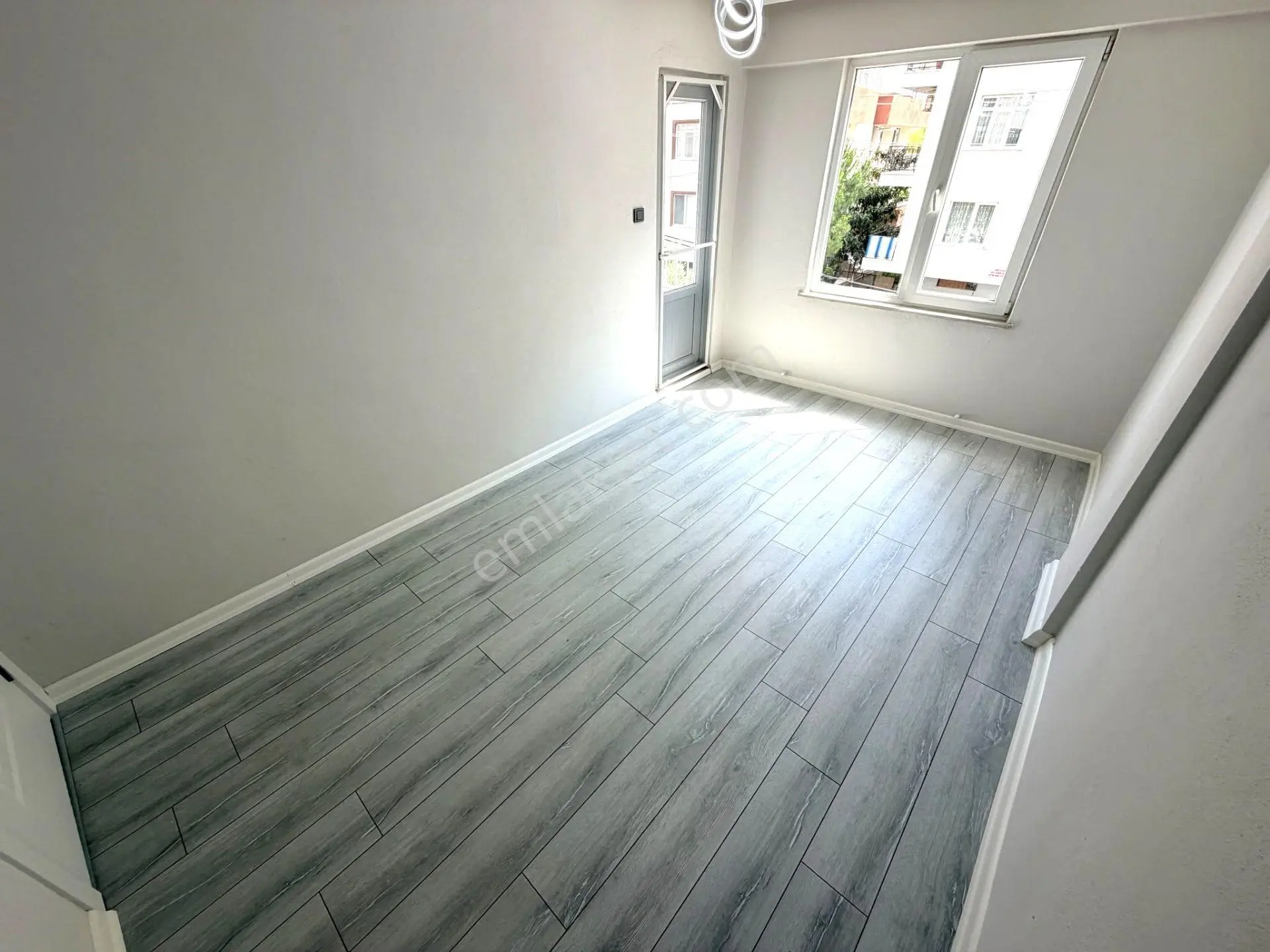 𝄞melodi'den Fırsat Dolu İlan Ayrı Mutfak Ön Cephe Arakat Denize 200mt 2+1 Daire — fotoğraf 29