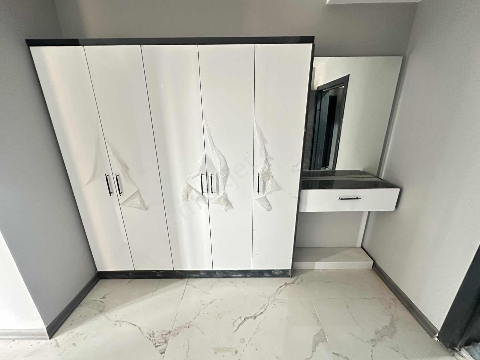 Sarıçam Belediyesine Yakın Cadde Üzeri 2+1 Satılık Daire — fotoğraf 2