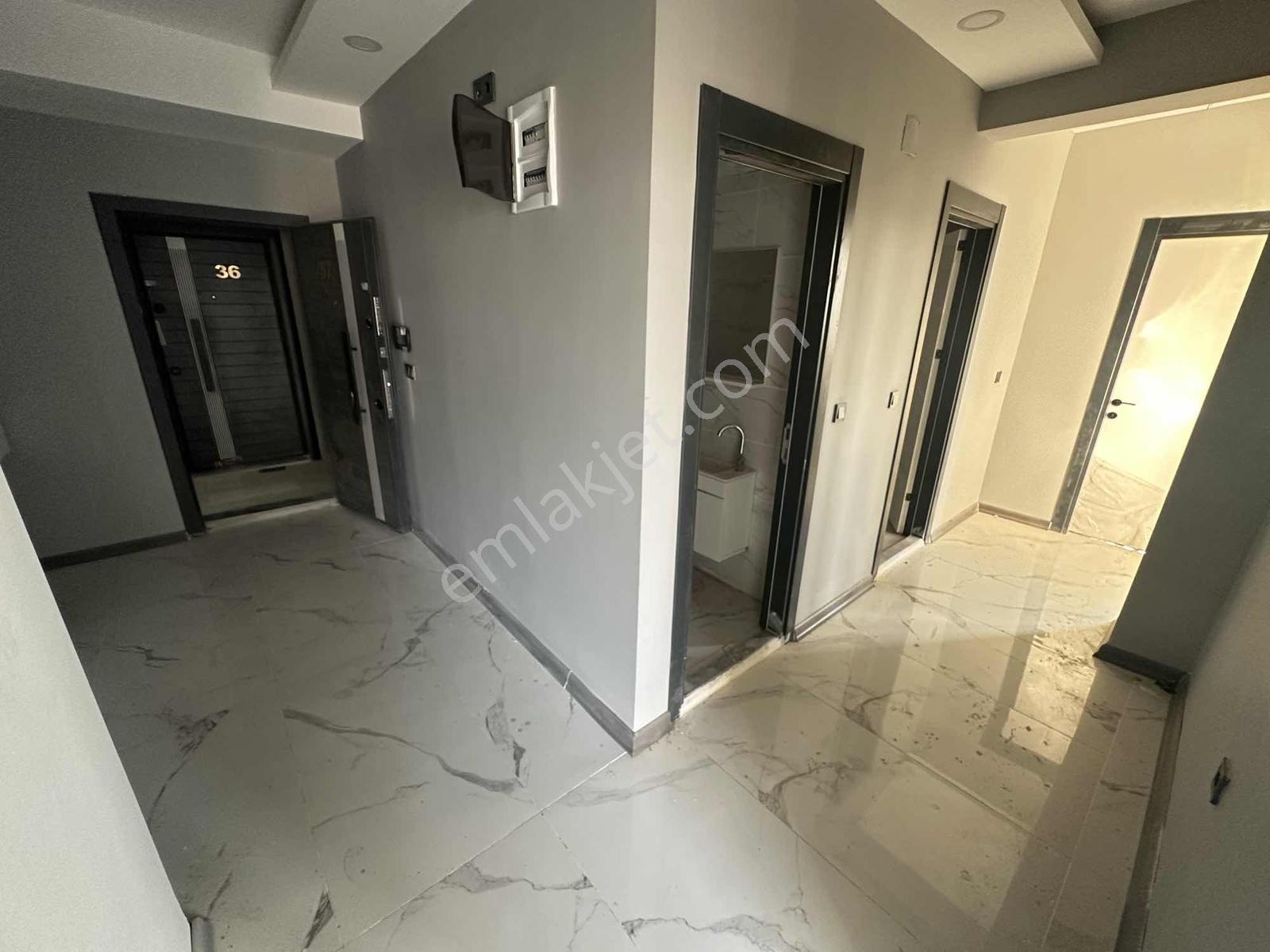 Sarıçam Belediyesine Yakın Cadde Üzeri 2+1 Satılık Daire — fotoğraf 3
