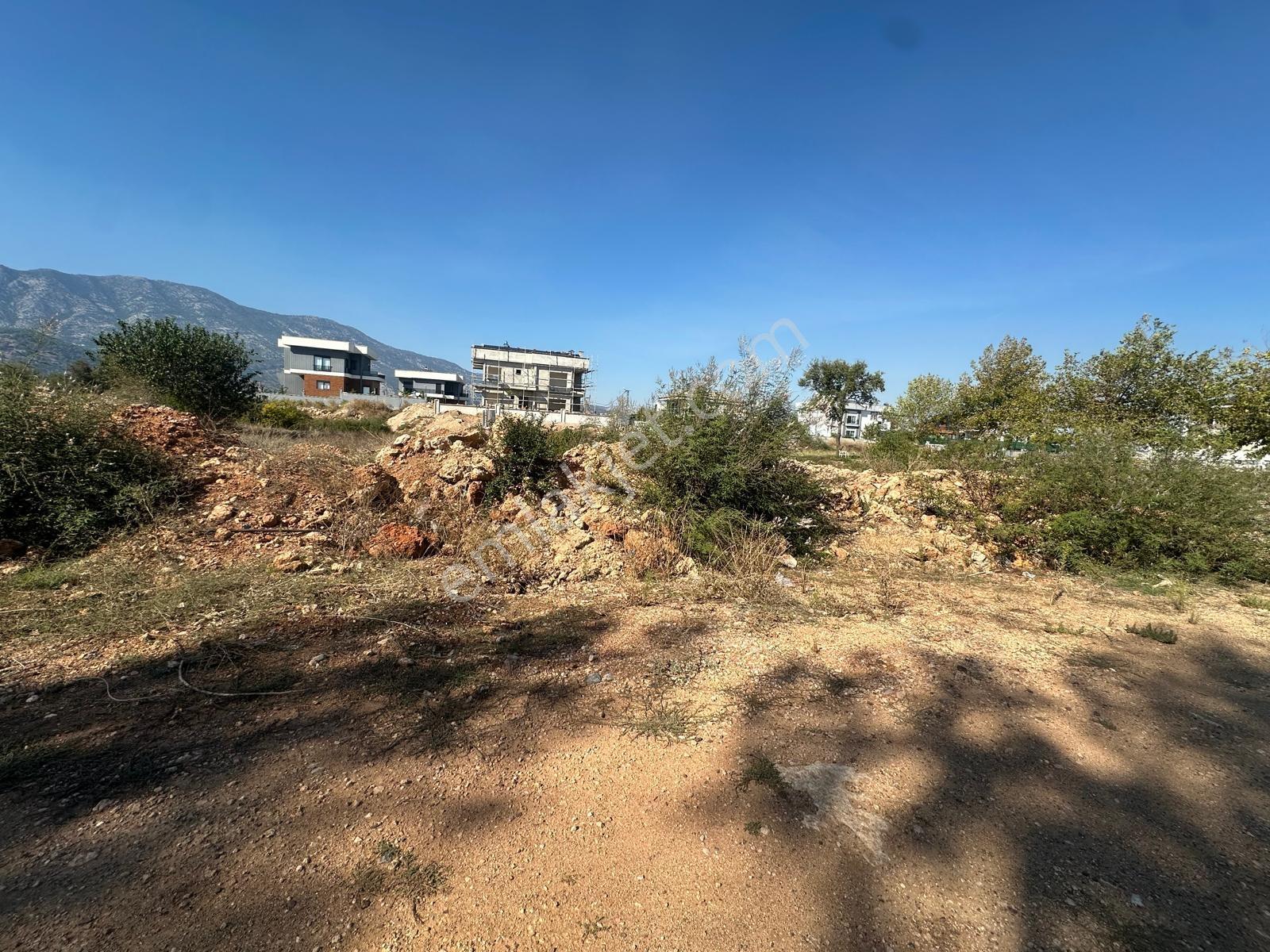 Döşemealtı Çığlık Mh'de Satılık 300m² Hisseli Tarla — fotoğraf 5