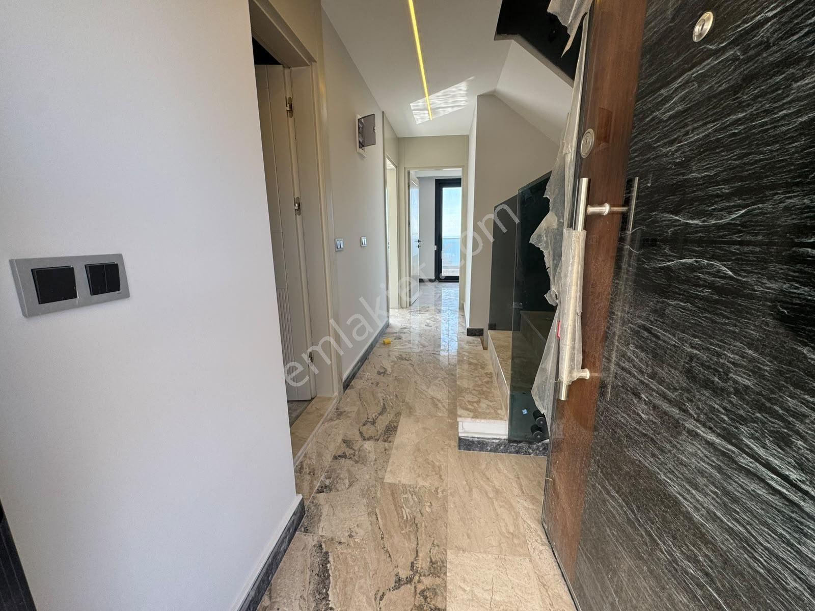 Aradığınız Manzaralı Havuzlu Villa Bulundu — fotoğraf 6