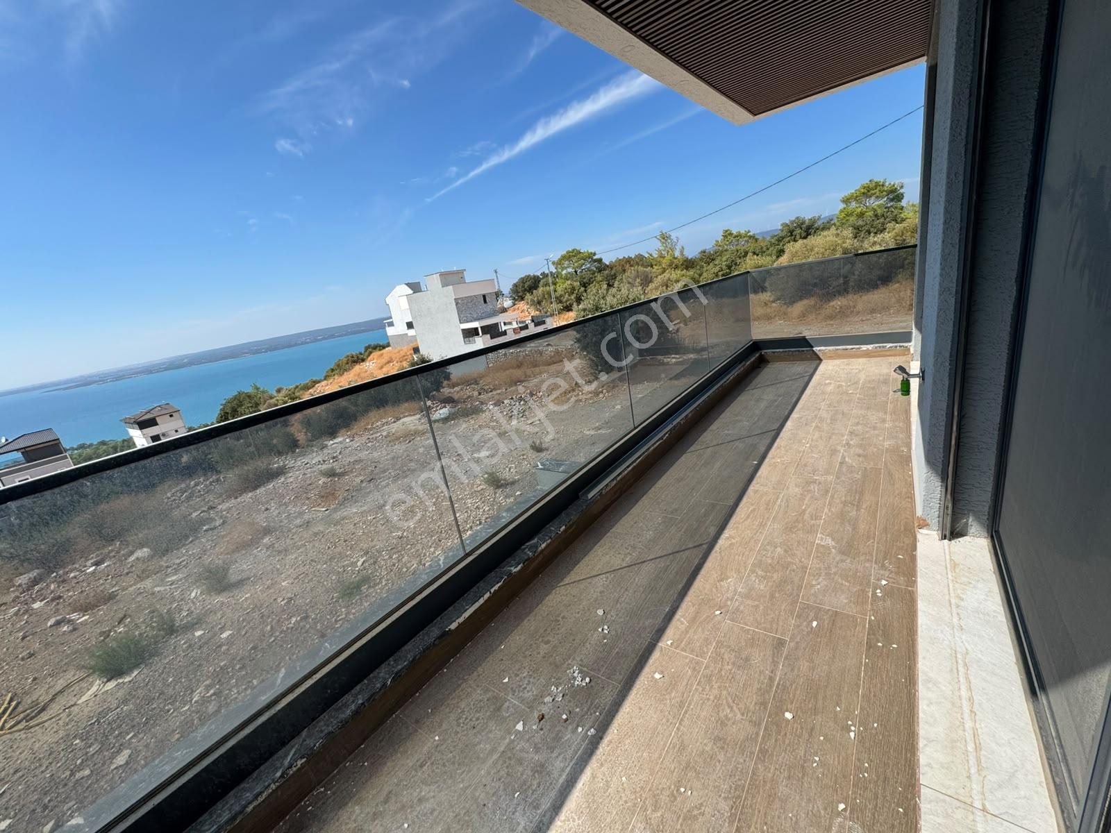 Aradığınız Manzaralı Havuzlu Villa Bulundu — fotoğraf 15