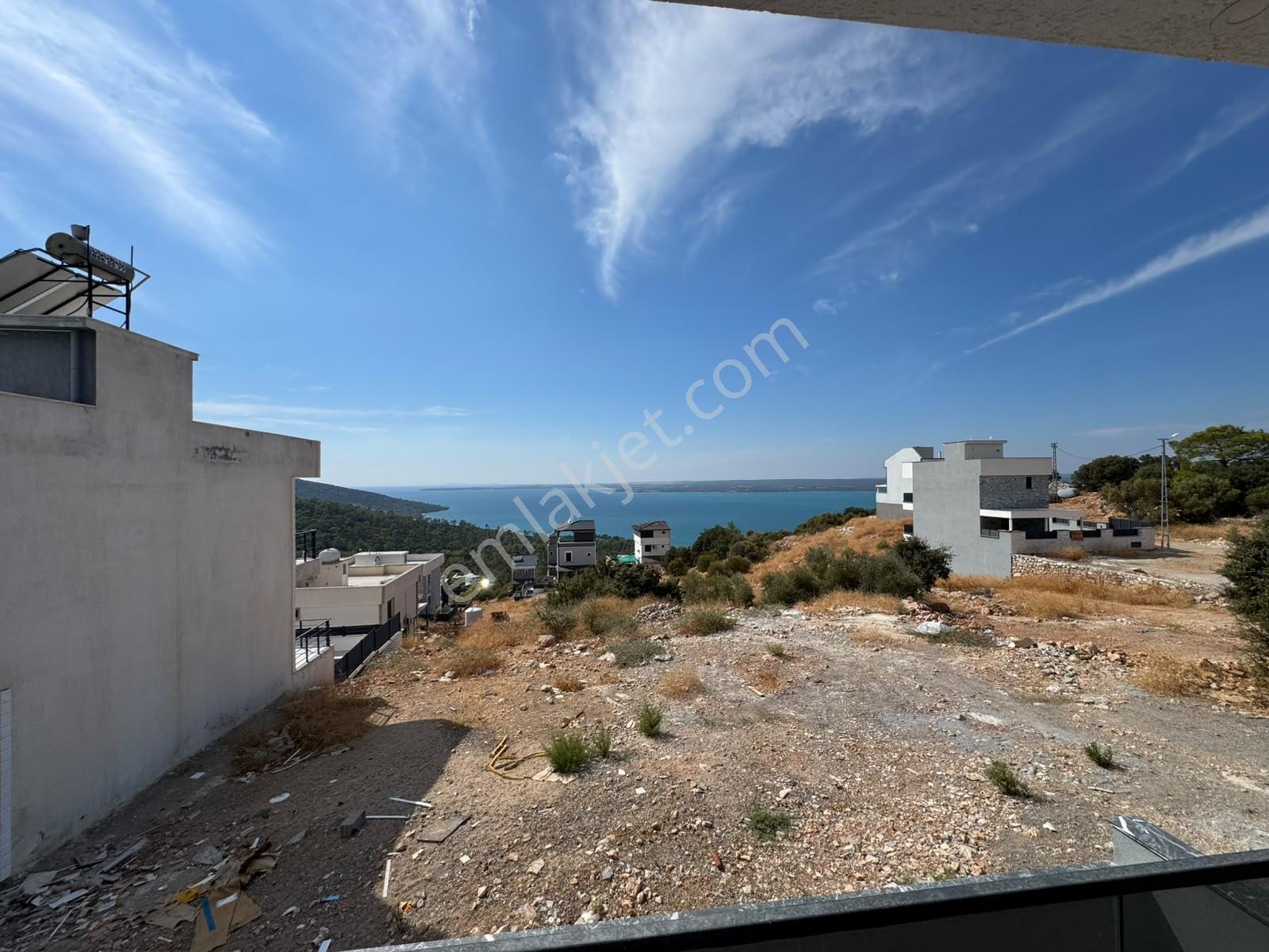 Aradığınız Manzaralı Havuzlu Villa Bulundu — fotoğraf 16