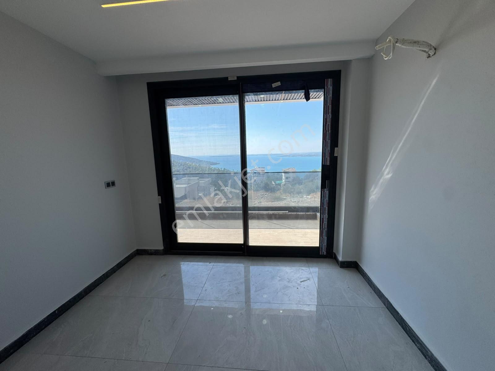 Aradığınız Manzaralı Havuzlu Villa Bulundu — fotoğraf 21