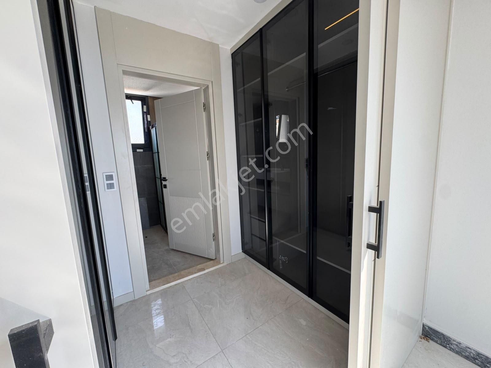 Aradığınız Manzaralı Havuzlu Villa Bulundu — fotoğraf 28