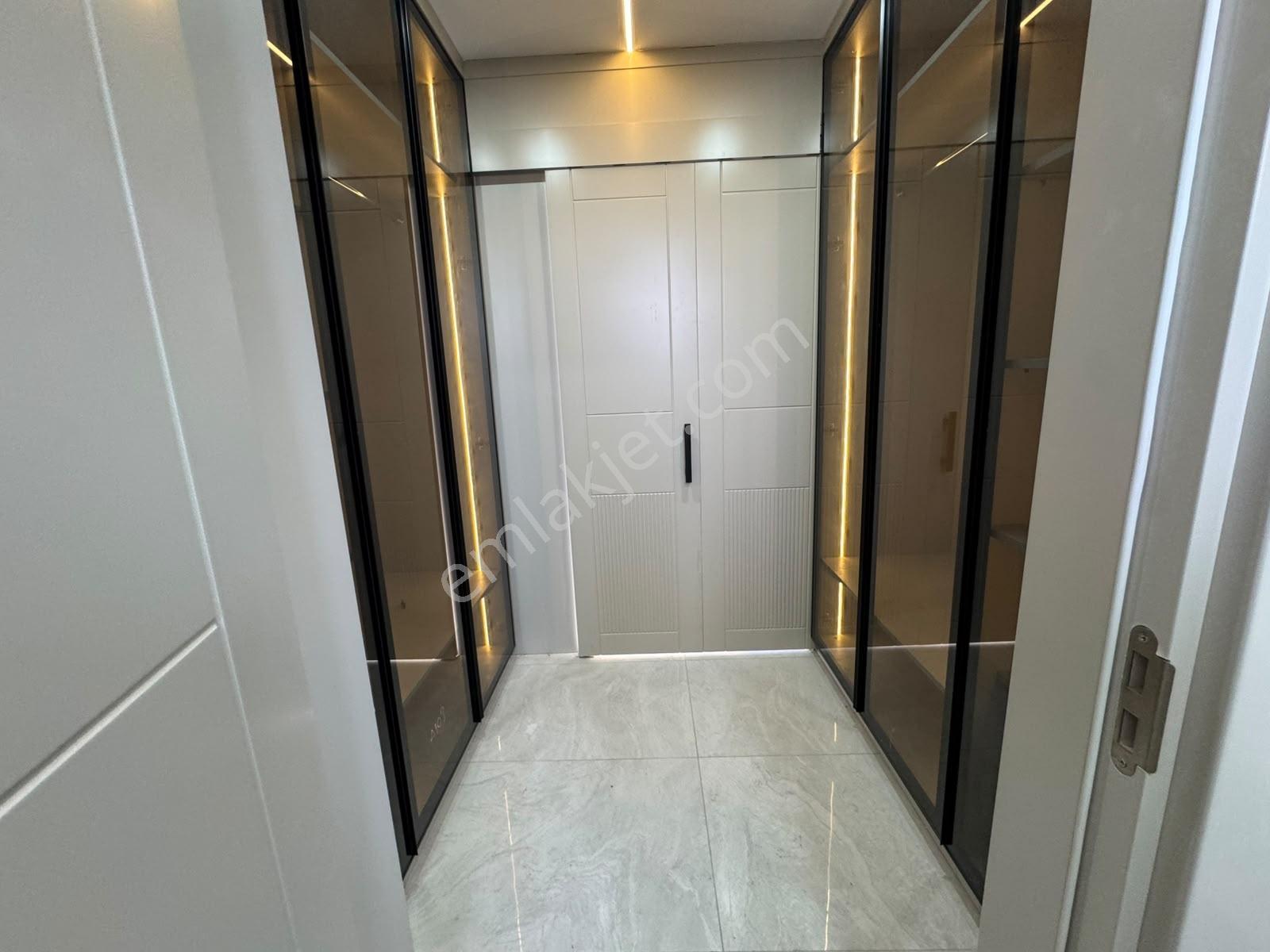 Aradığınız Manzaralı Havuzlu Villa Bulundu — fotoğraf 29