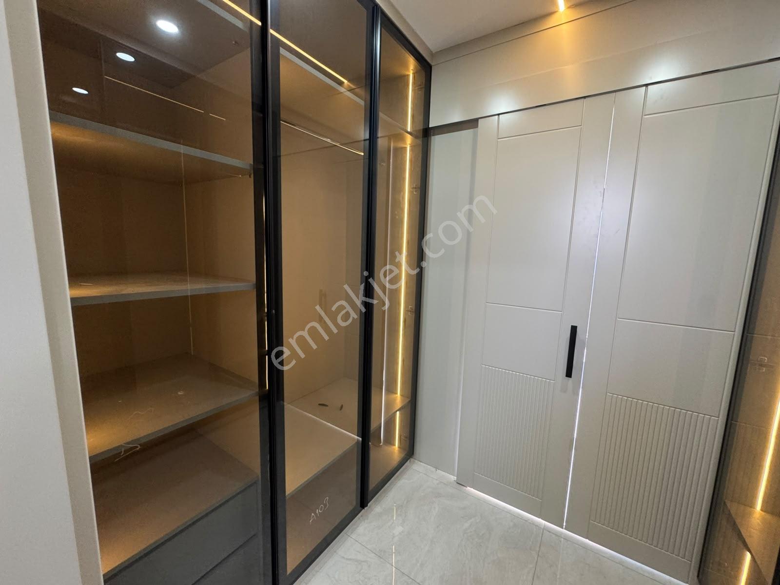 Aradığınız Manzaralı Havuzlu Villa Bulundu — fotoğraf 31