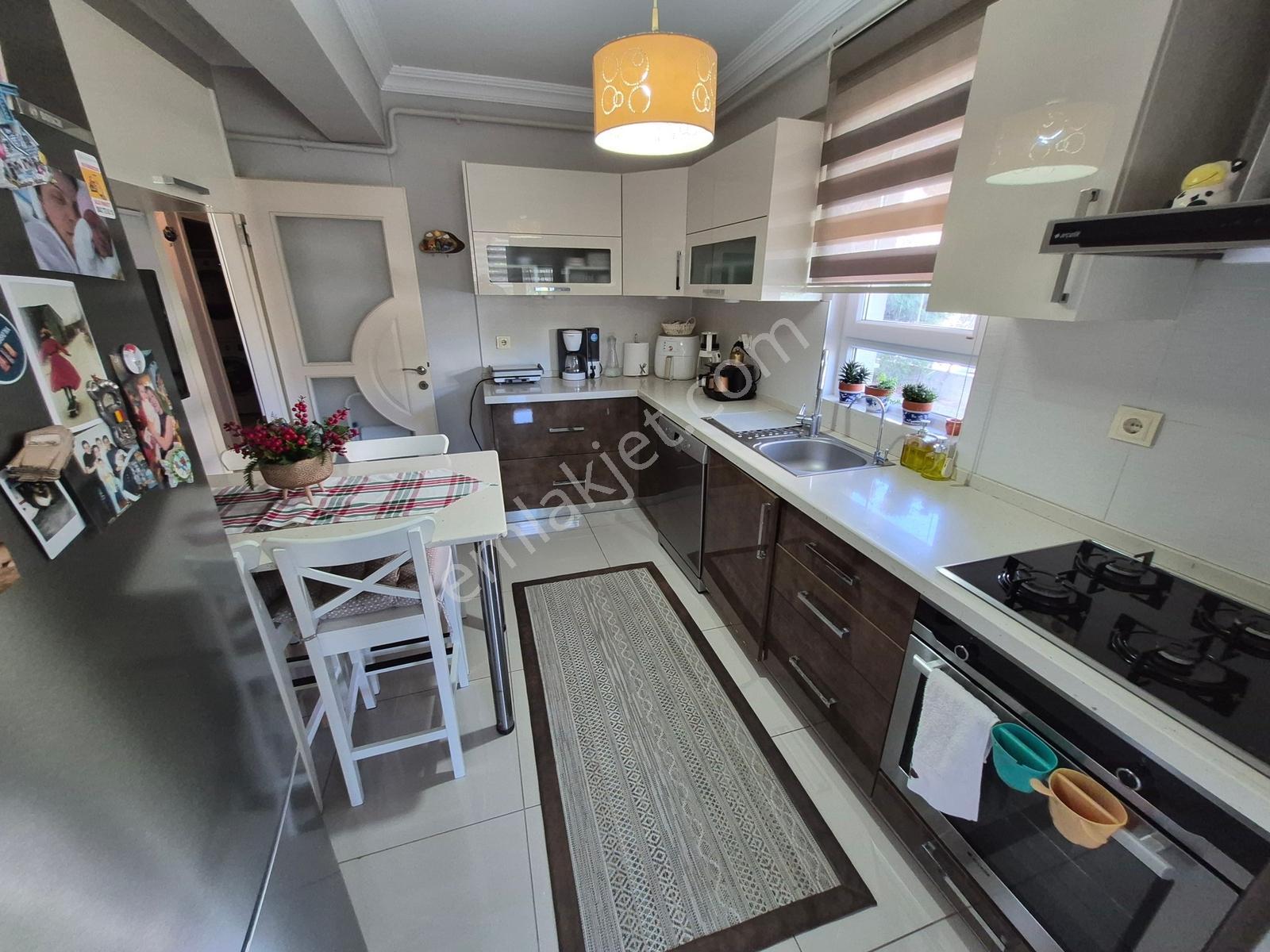 Paşakent'te Merkezi Konumda 3+1 - 135m² Masrafsız Daire — fotoğraf 8