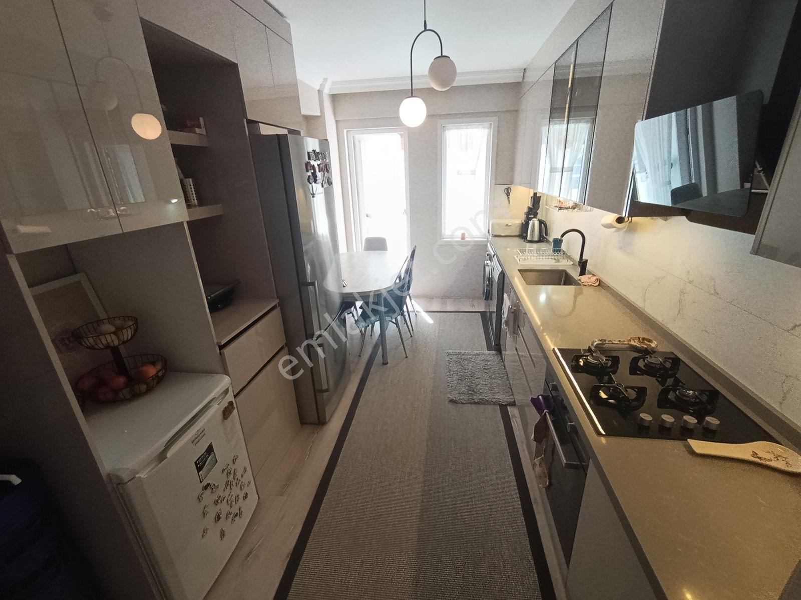Rw Nest'ten Fatih Mh.'de Satılık Ebeveyn Banyolu Asansörlü 3+1 — fotoğraf 6