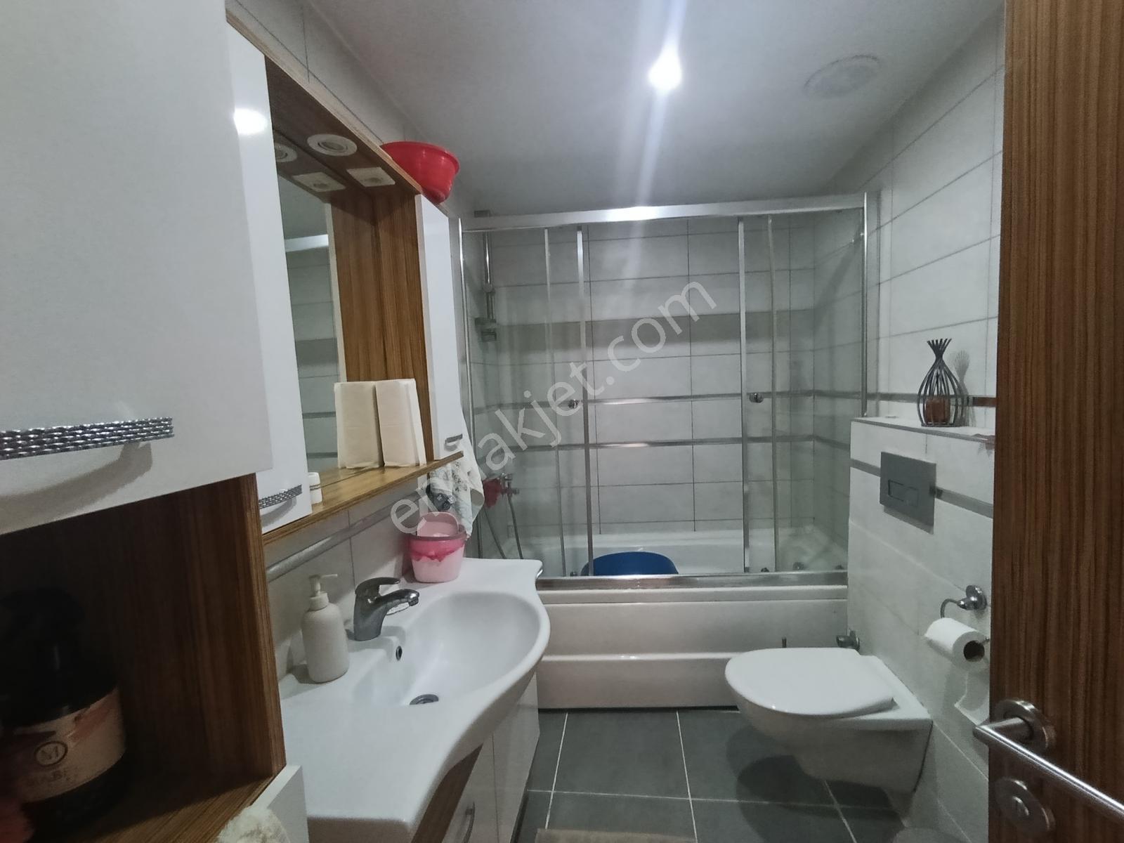 Rw Nest'ten Fatih Mh.'de Satılık Ebeveyn Banyolu Asansörlü 3+1 — fotoğraf 7