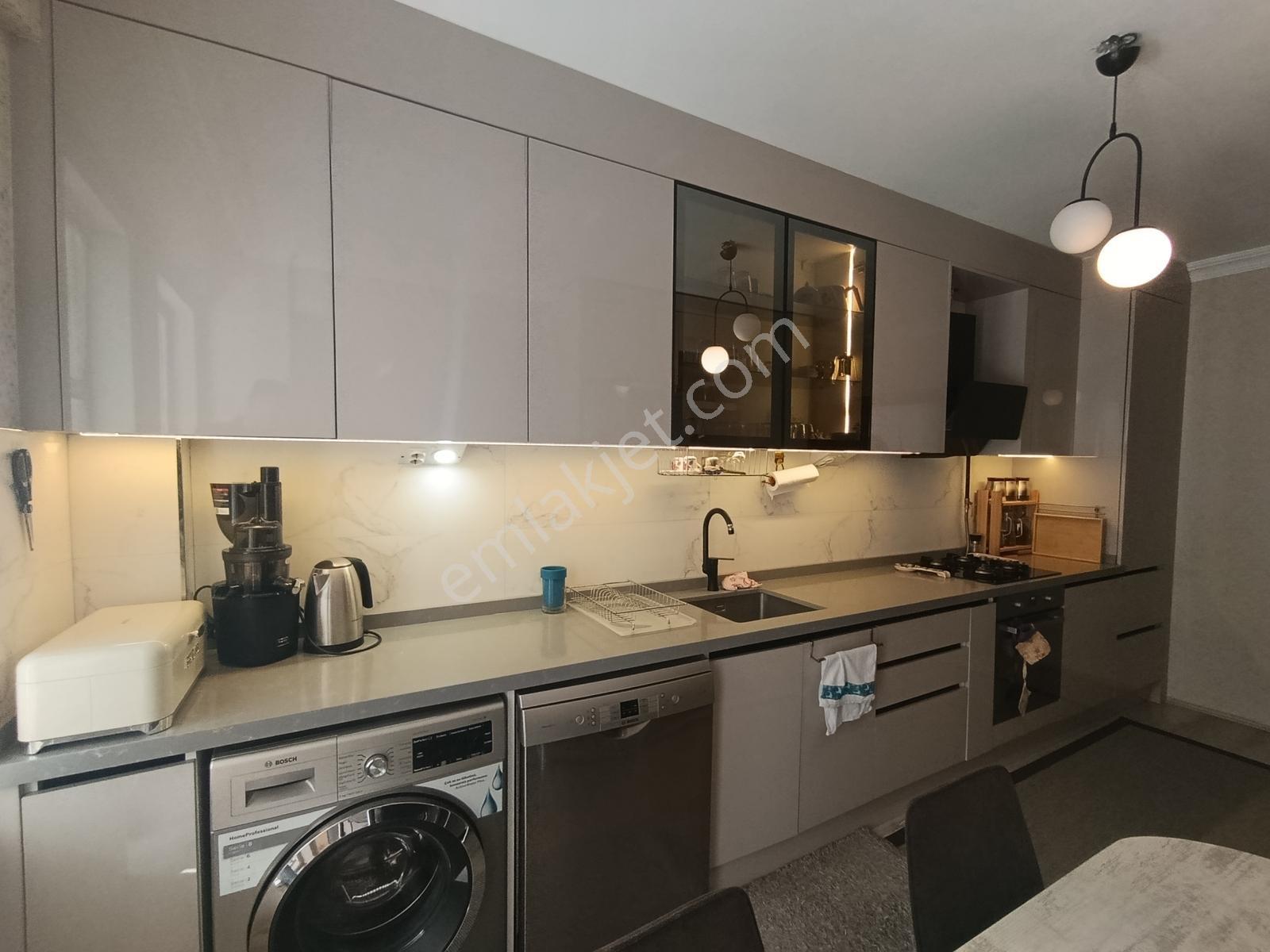 Rw Nest'ten Fatih Mh.'de Satılık Ebeveyn Banyolu Asansörlü 3+1 — fotoğraf 8