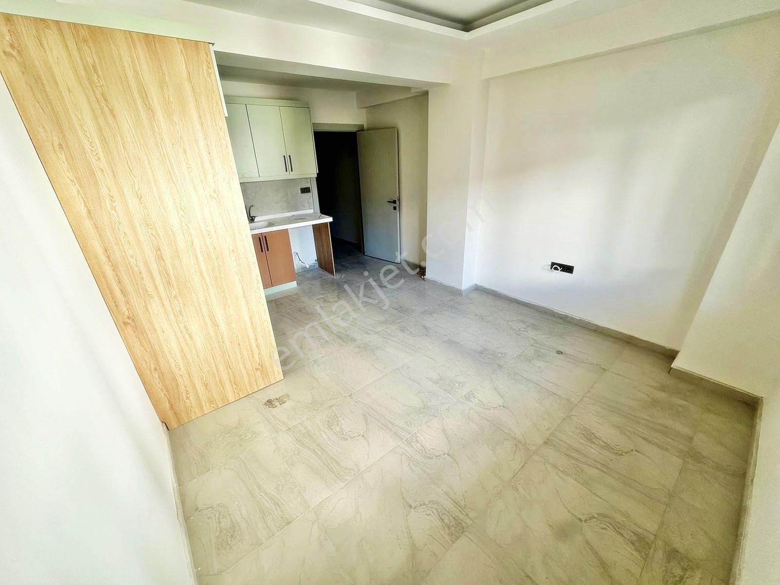Aktif'ten Tuzcumuratta Satılık Ön Cephe Sıfır Asansörlü 1+1 Daire — fotoğraf 6