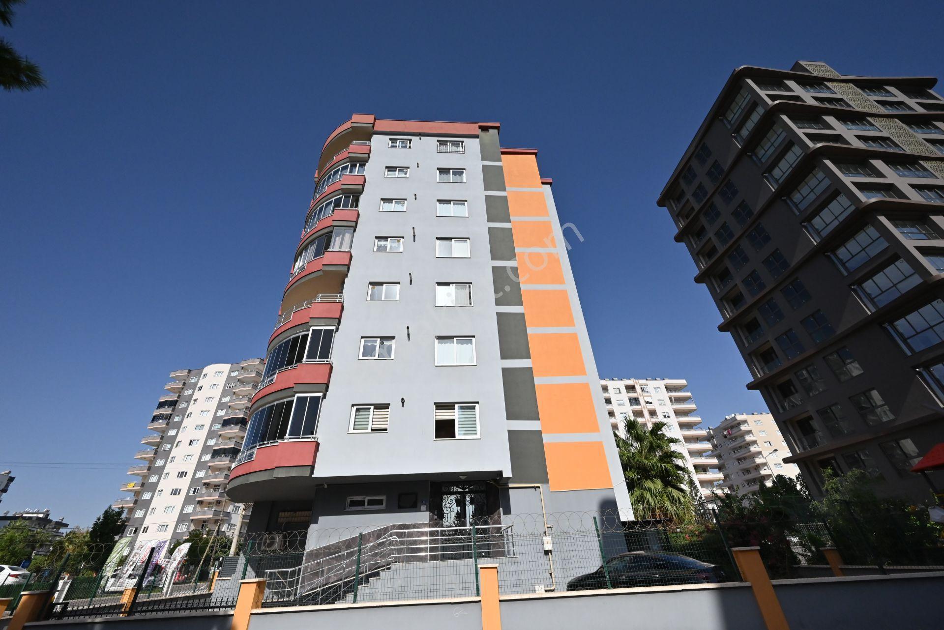 Üstünkent'ten Geniş Oturum Alanlı Krediye Uygun Eşyalı 3+1 Daire — fotoğraf 4